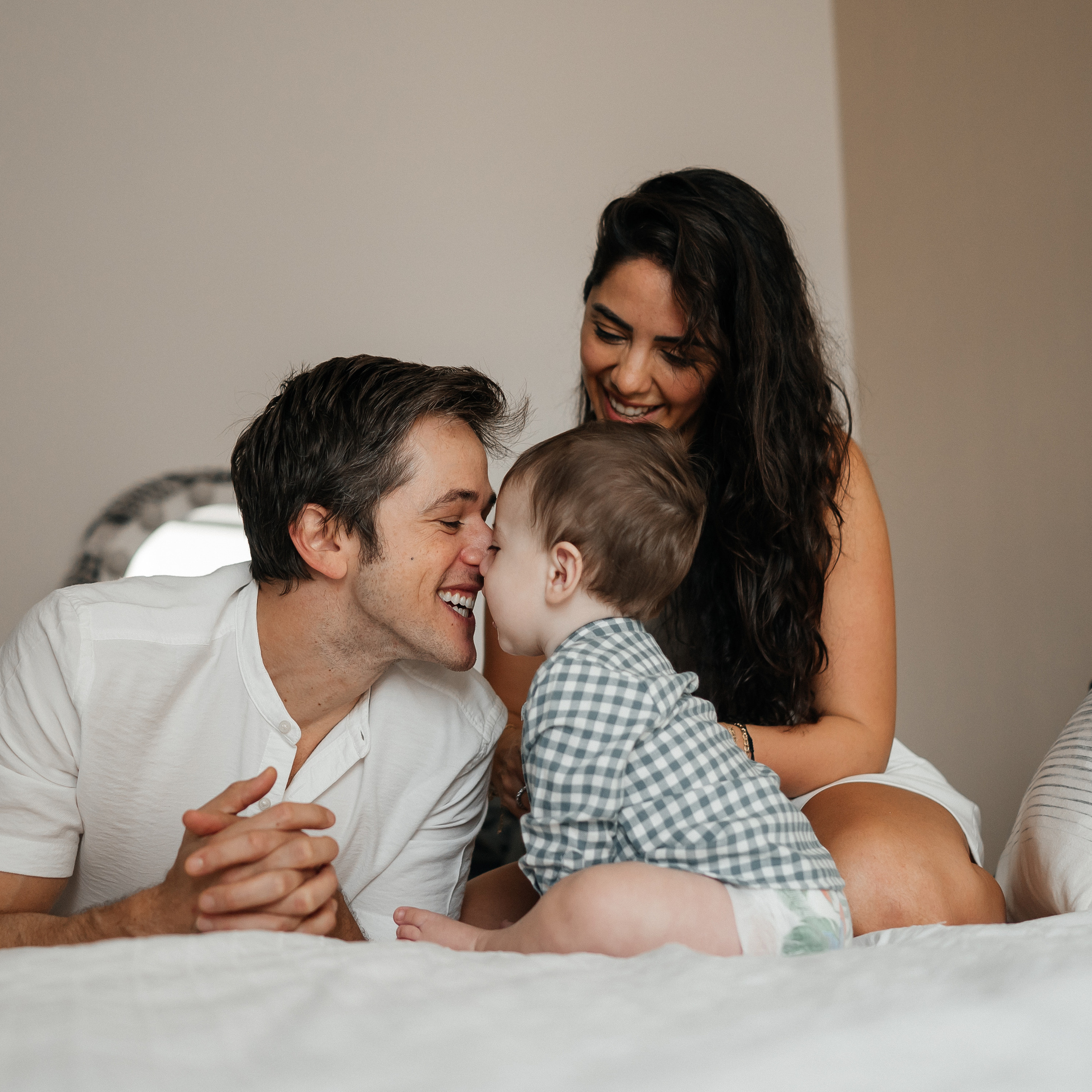 Reviews. Wedding and family photographer in Dubai Vasilii Albul