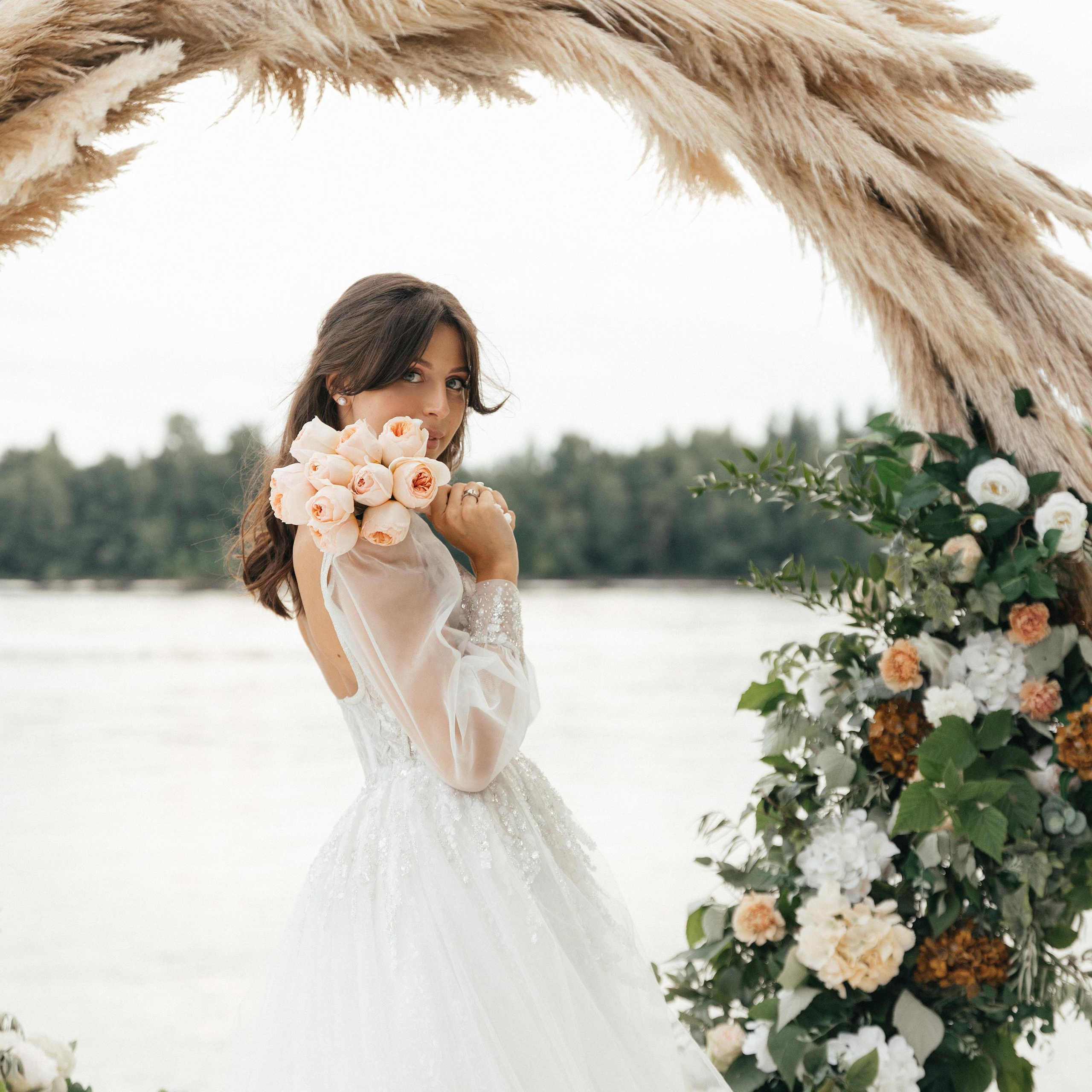 Reviews. Wedding and family photographer in Dubai Vasilii Albul