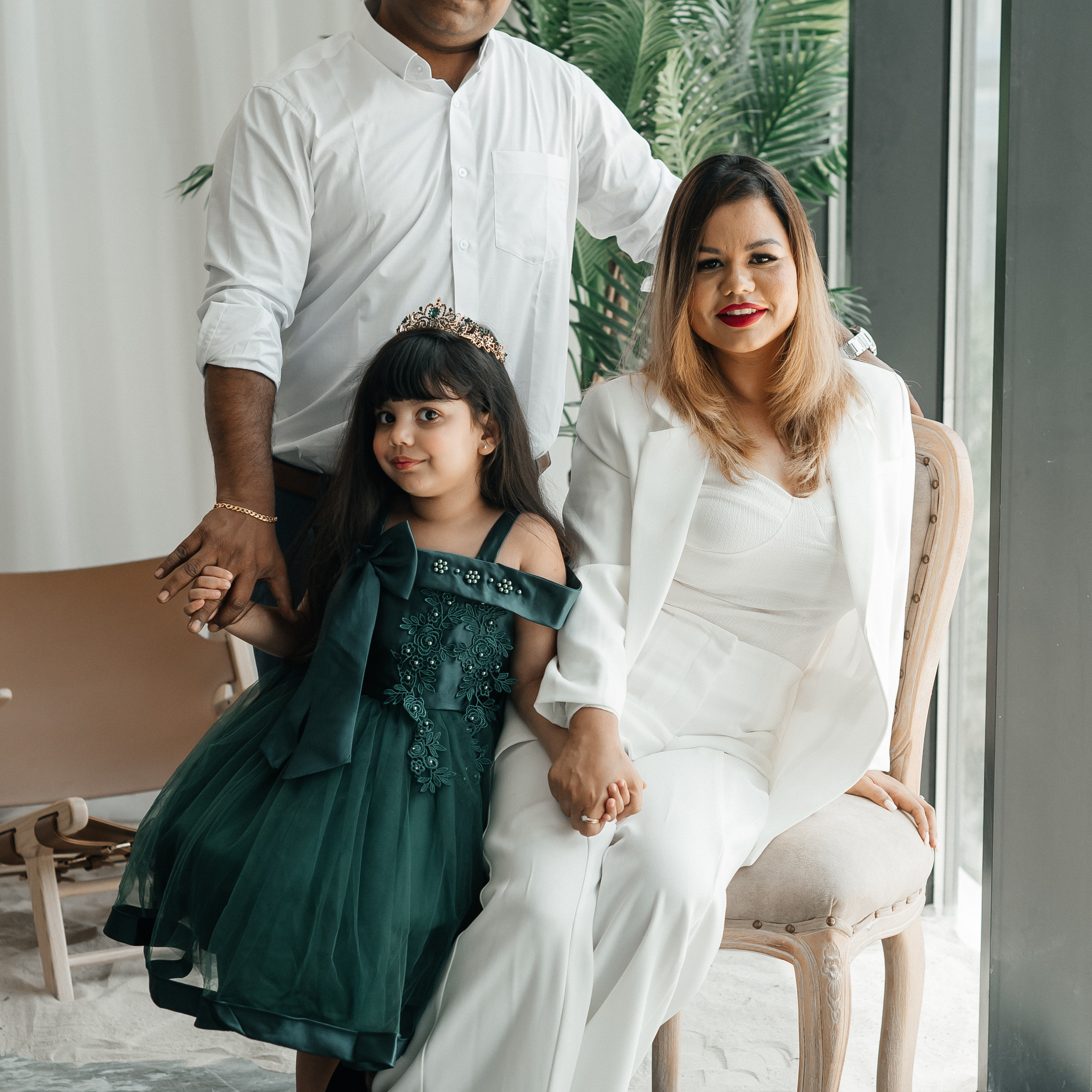 Reviews. Wedding and family photographer in Dubai Vasilii Albul