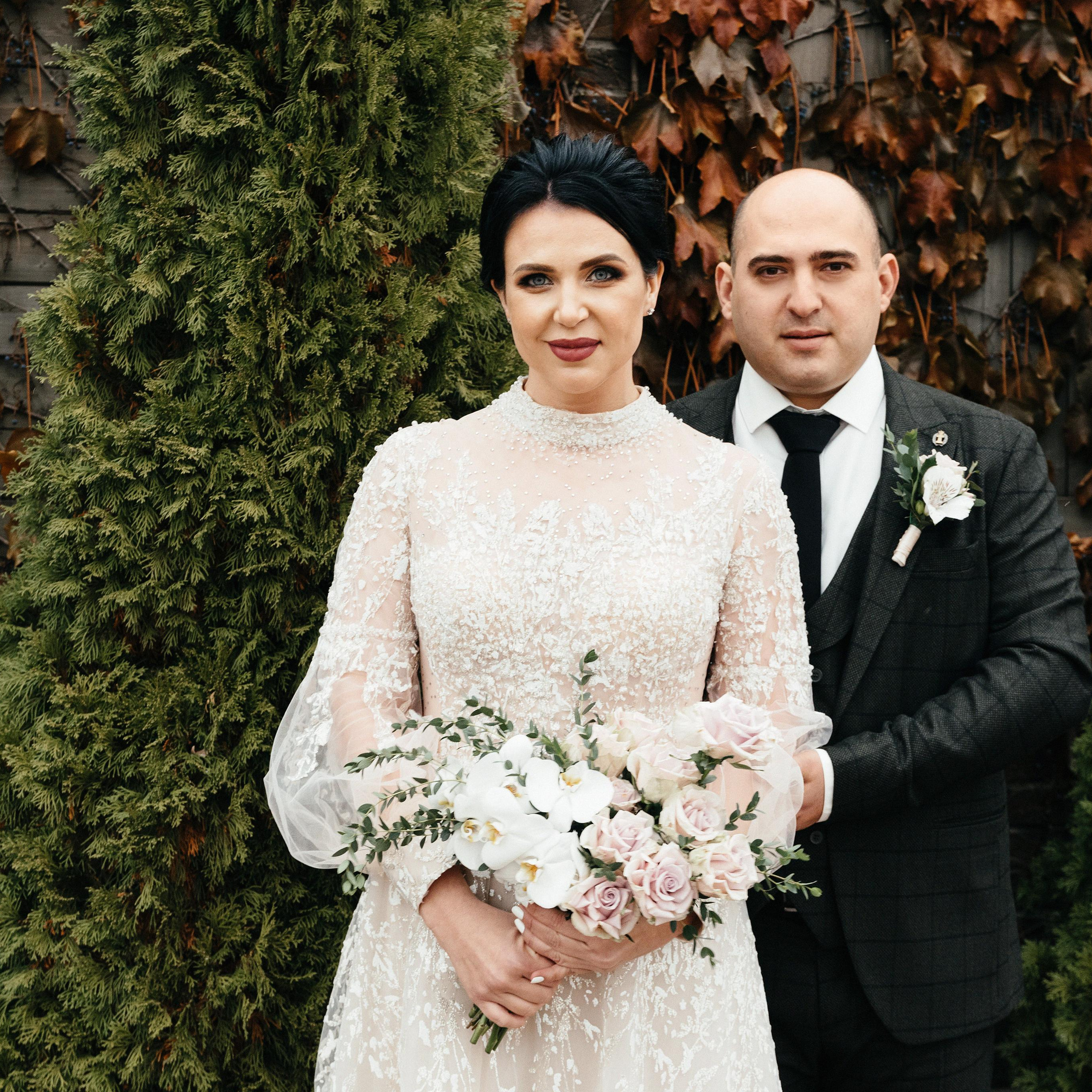 Reviews. Wedding and family photographer in Dubai Vasilii Albul