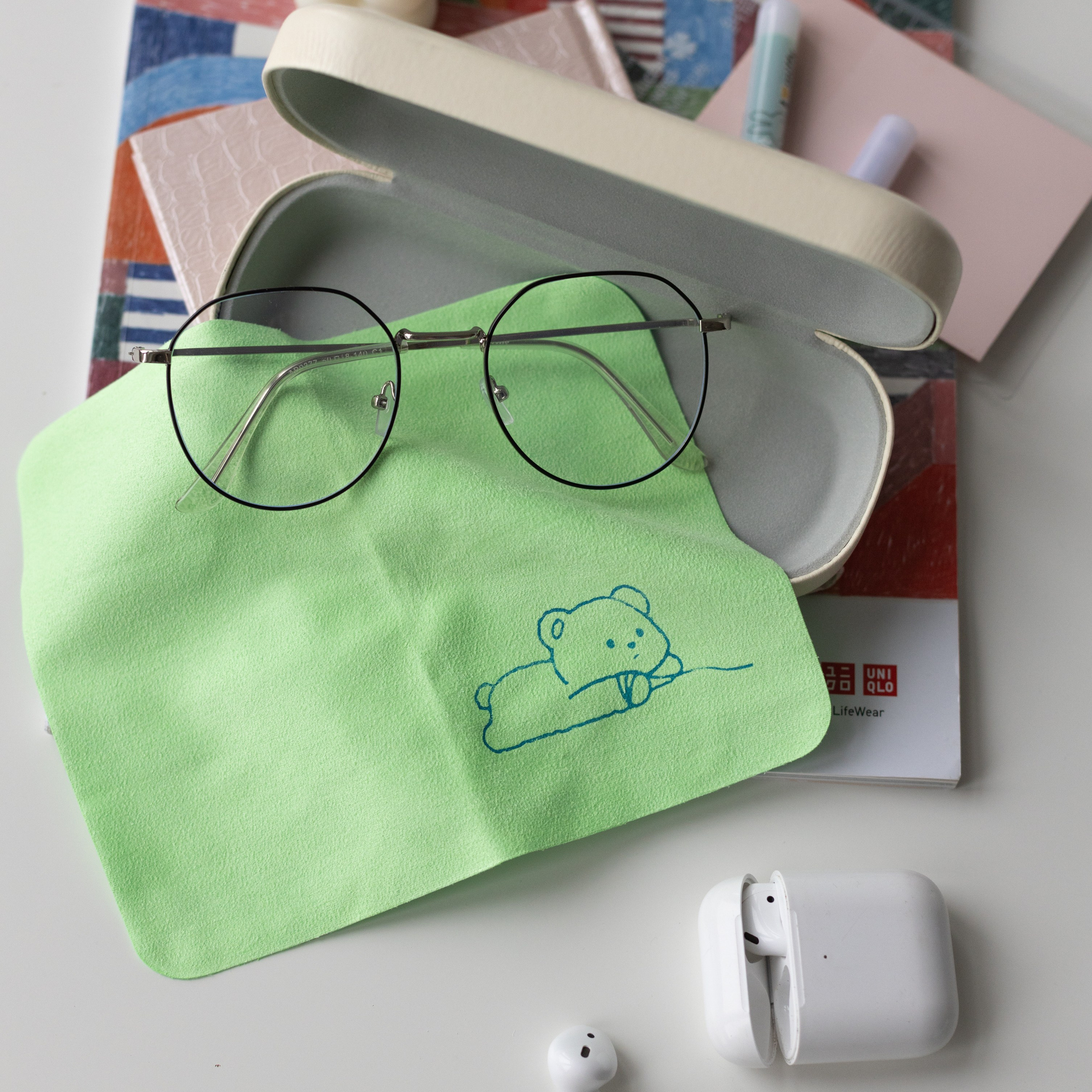 Футляры для очков. Фотосессии на маркетплейсы