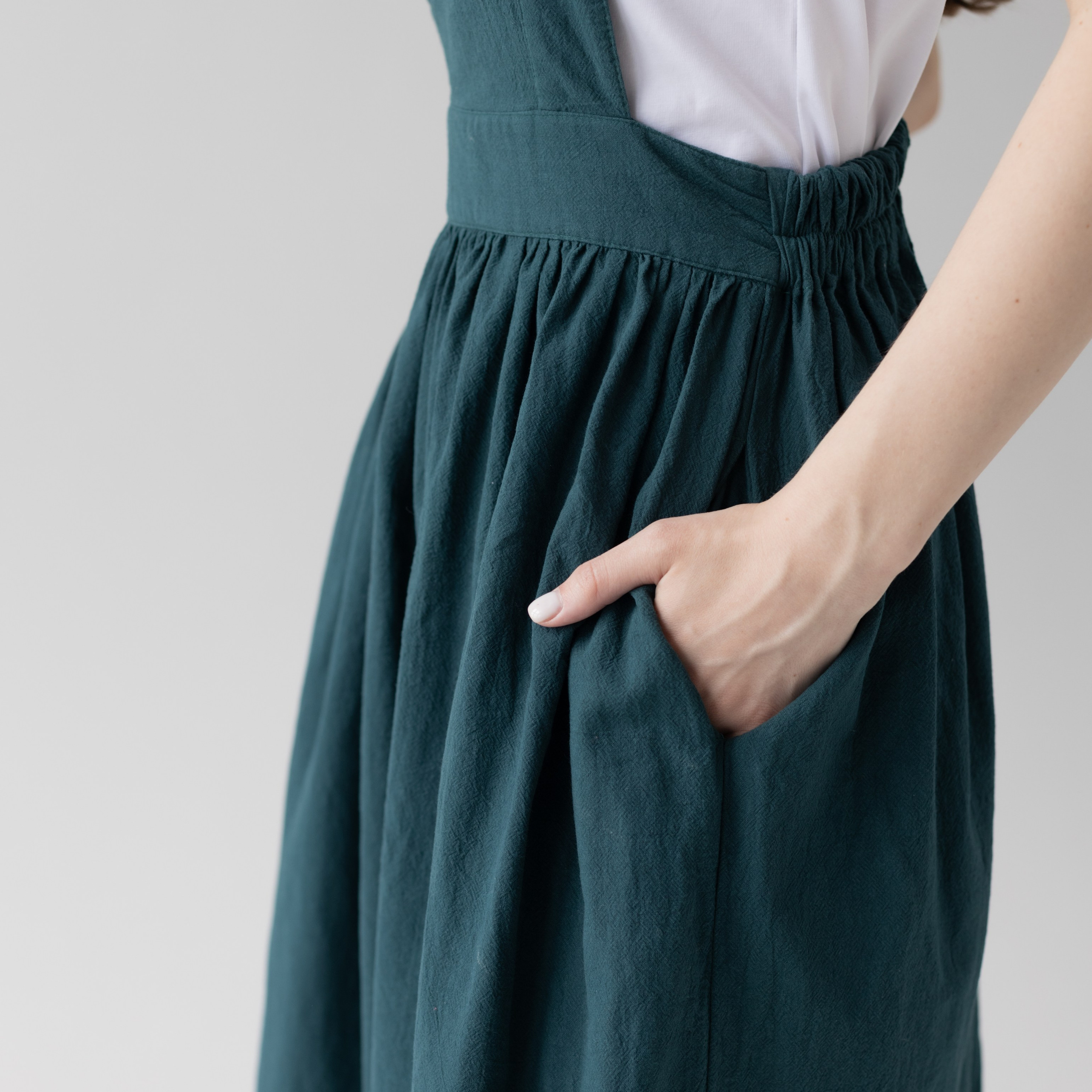 Сарафаны из крапивы. Фотосессии на маркетплейсы