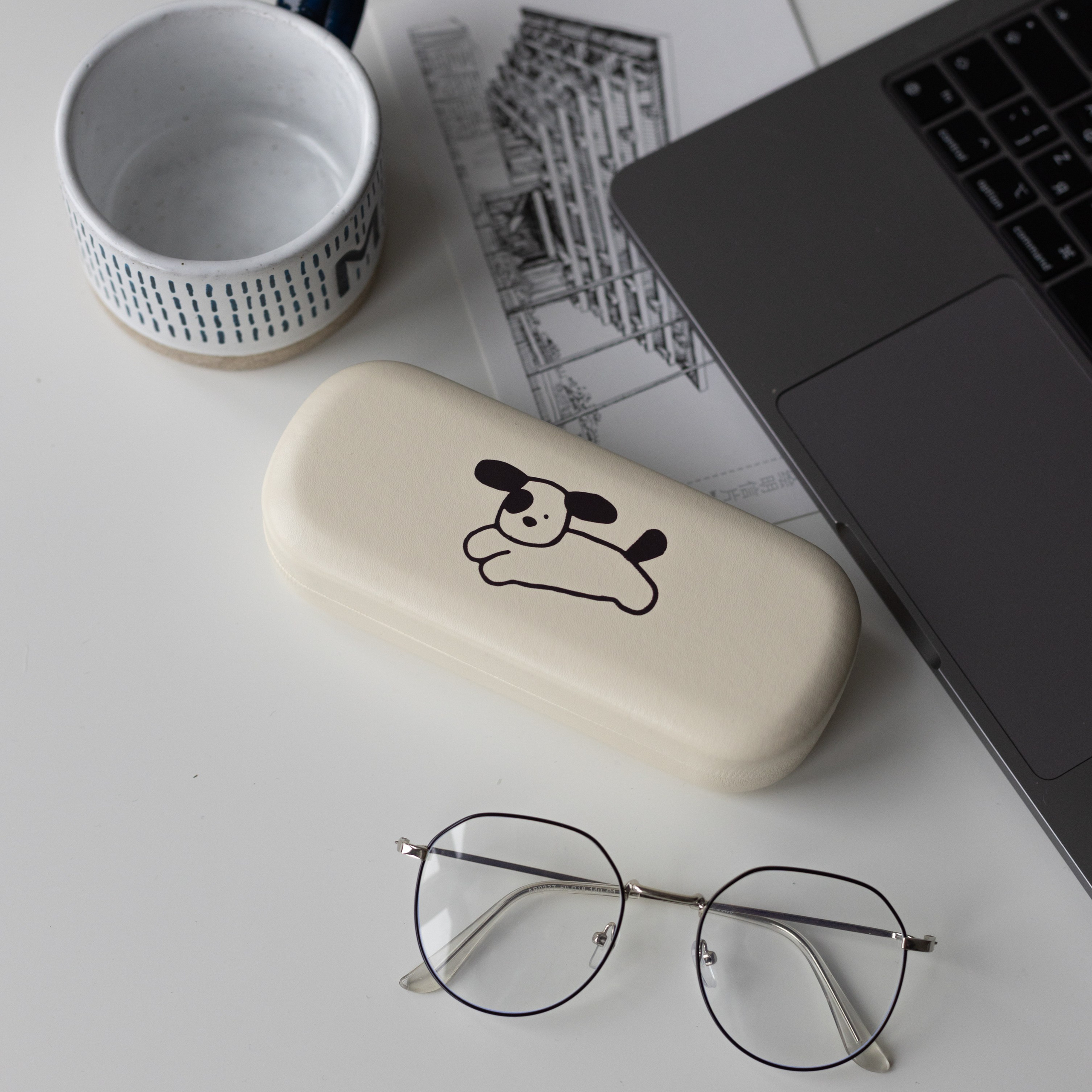 Футляры для очков. Фотосессии на маркетплейсы