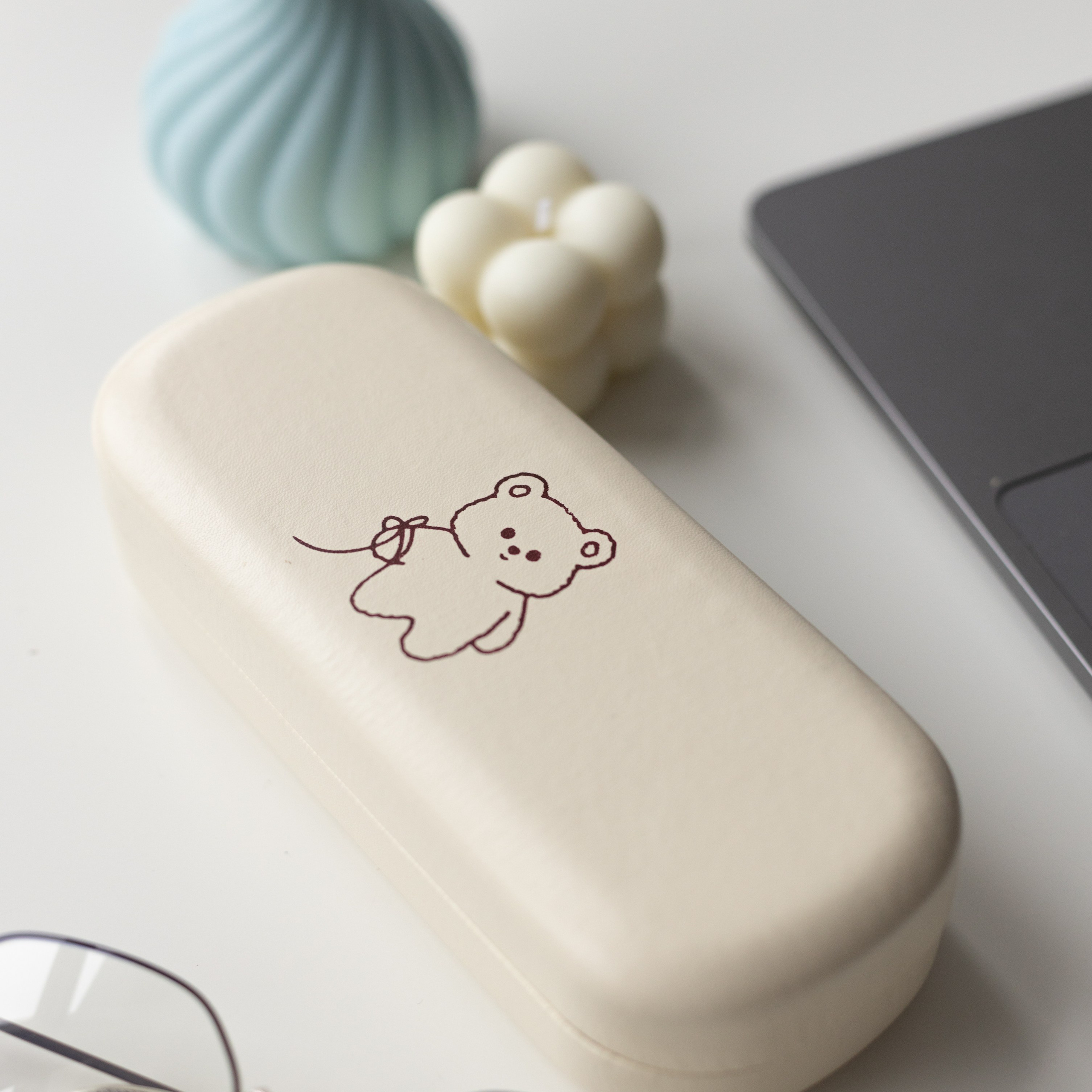 Футляры для очков. Фотосессии на маркетплейсы