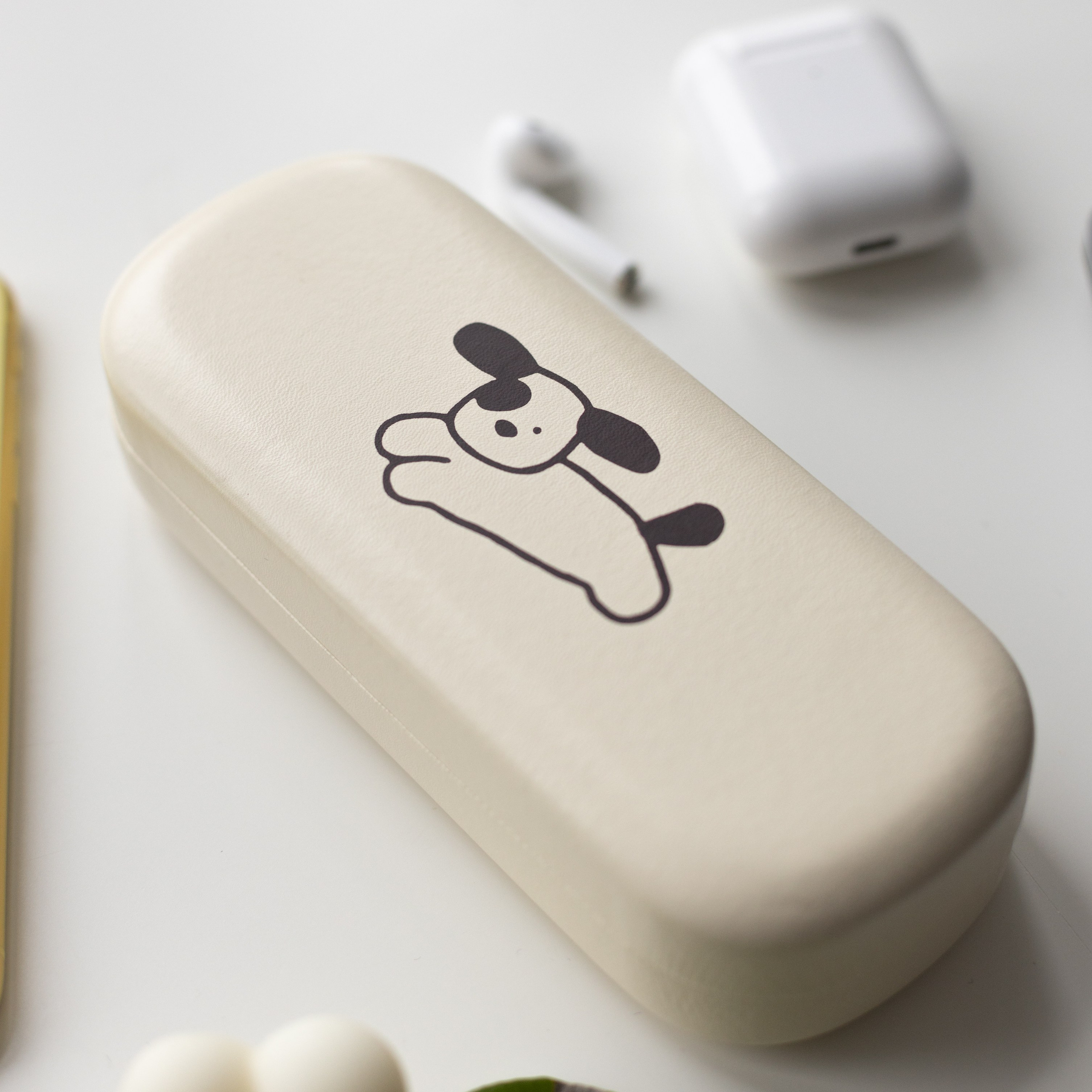 Футляры для очков. Фотосессии на маркетплейсы