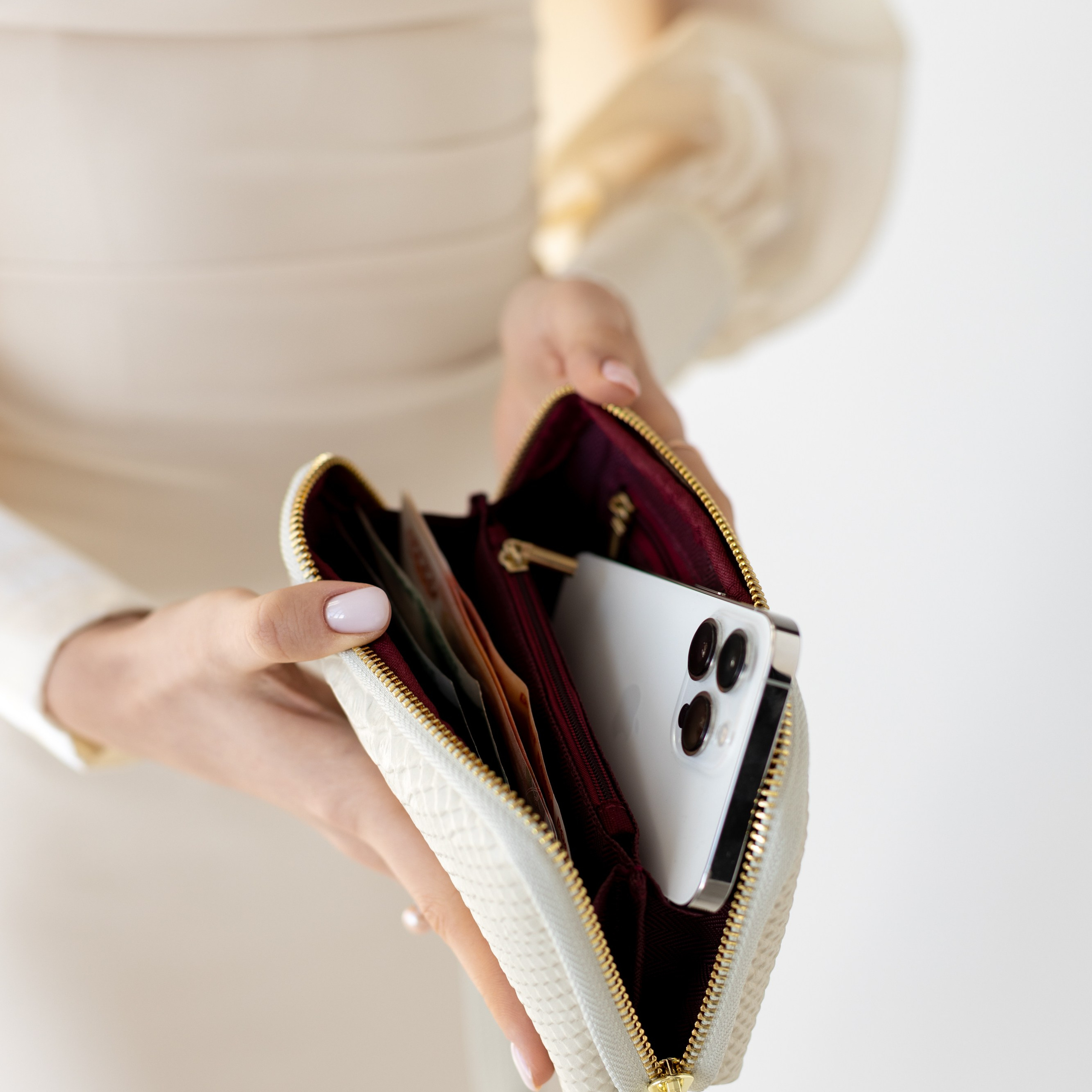 Клатчи. Фотосессии на маркетплейсы