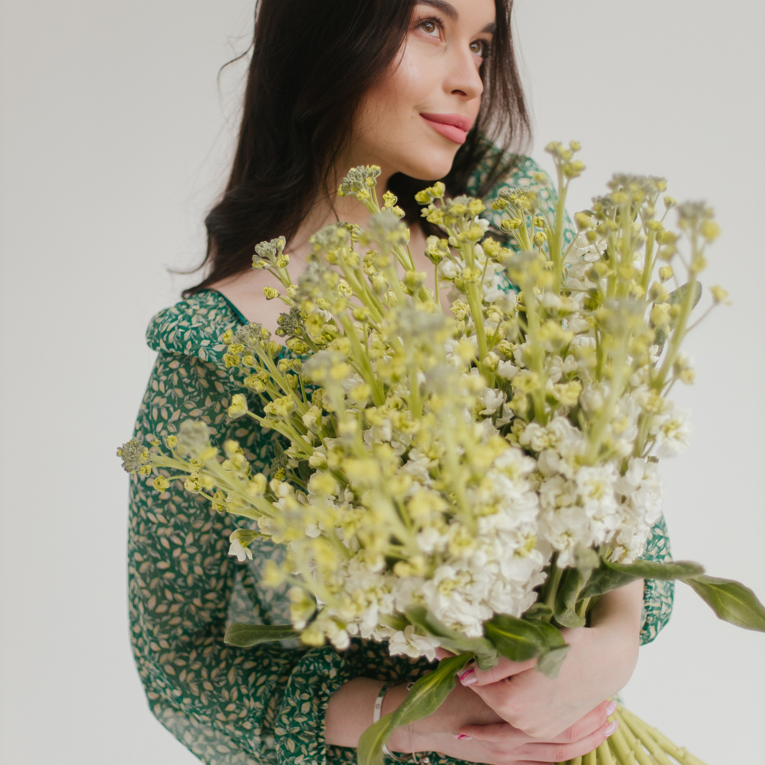 Цветочный салон Лето Мск. Фотосессии на маркетплейсы