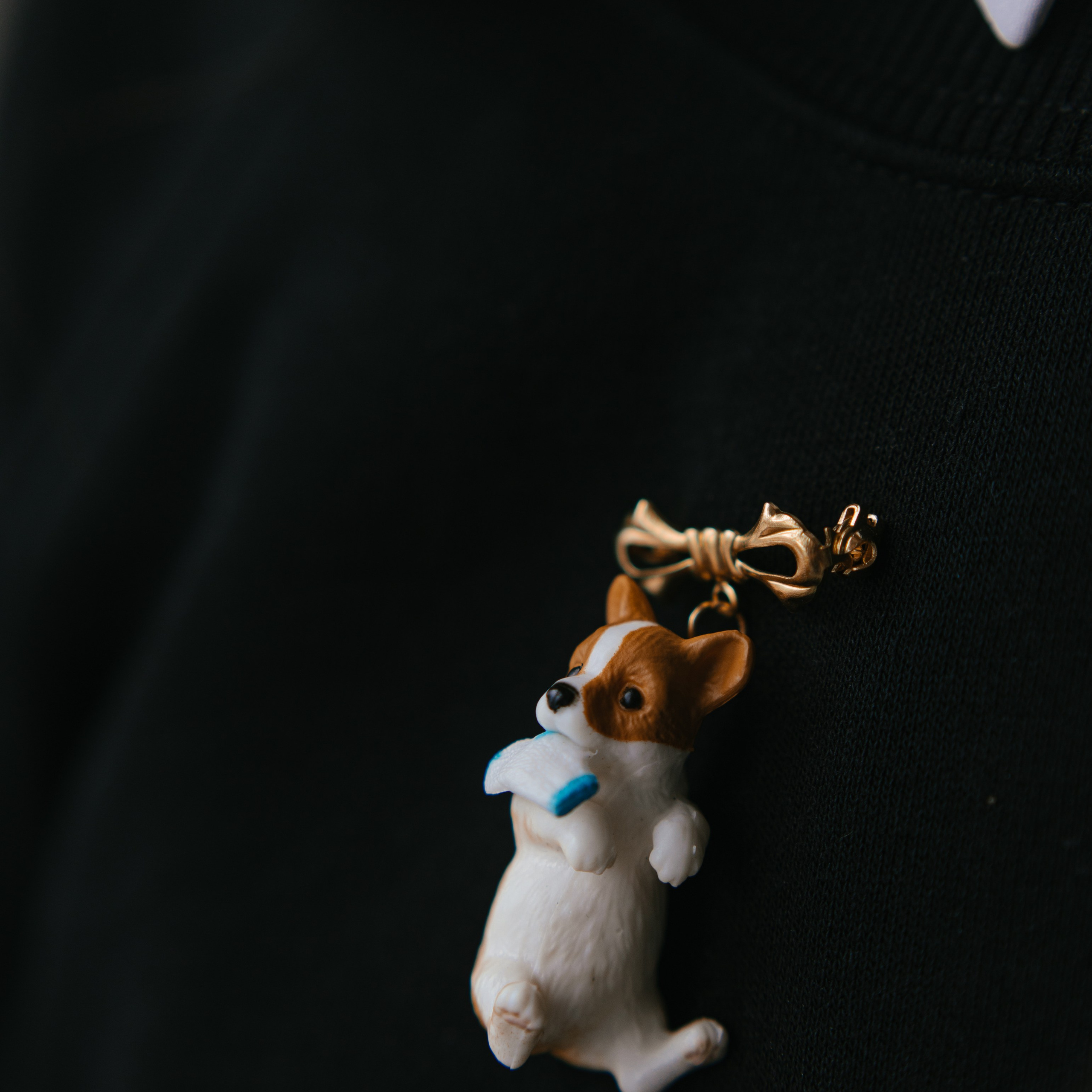 Брелки и броши. Фотосессии на маркетплейсы