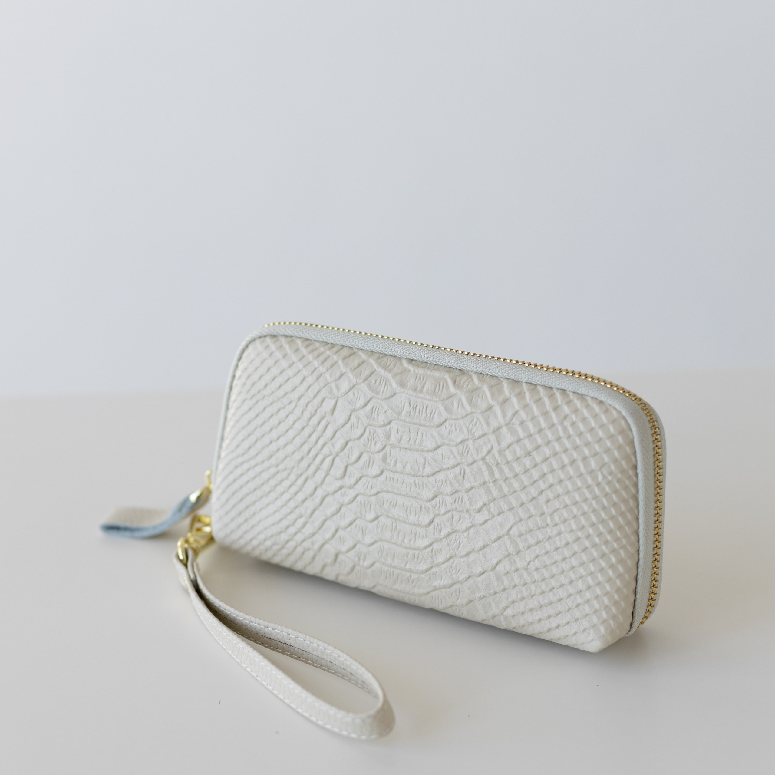 Клатчи. Фотосессии на маркетплейсы