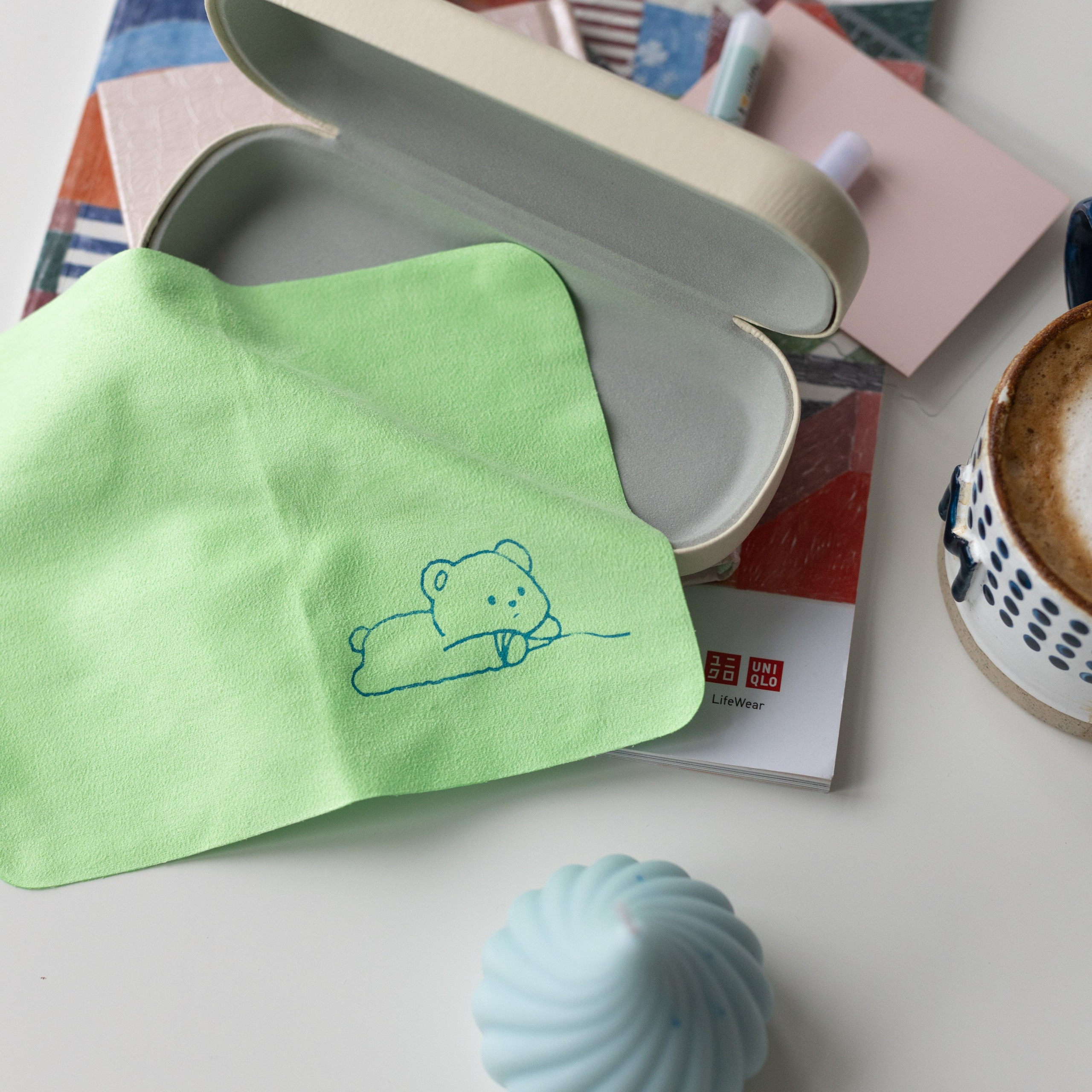 Футляры для очков. Фотосессии на маркетплейсы