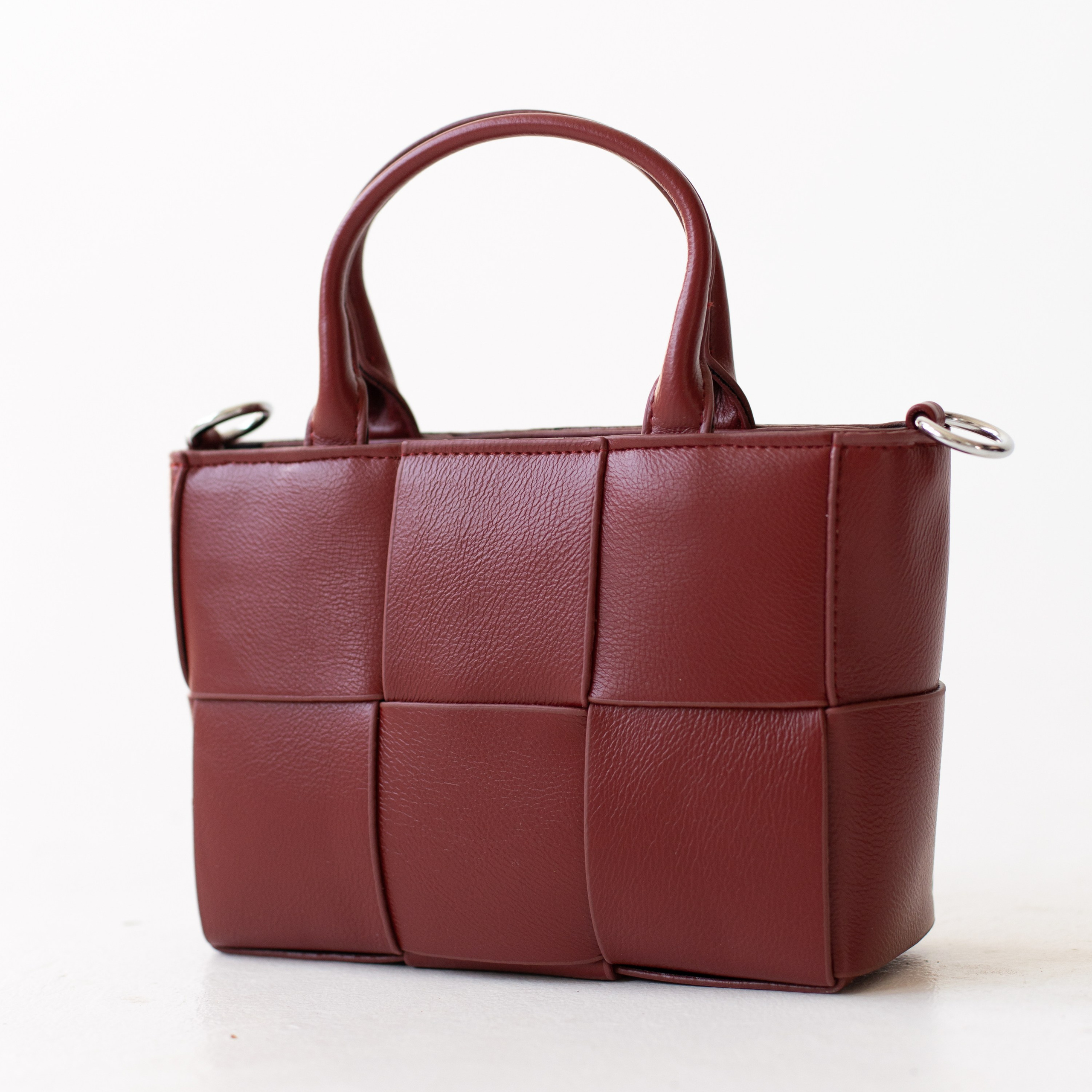 Сумки. Фотосессии на маркетплейсы