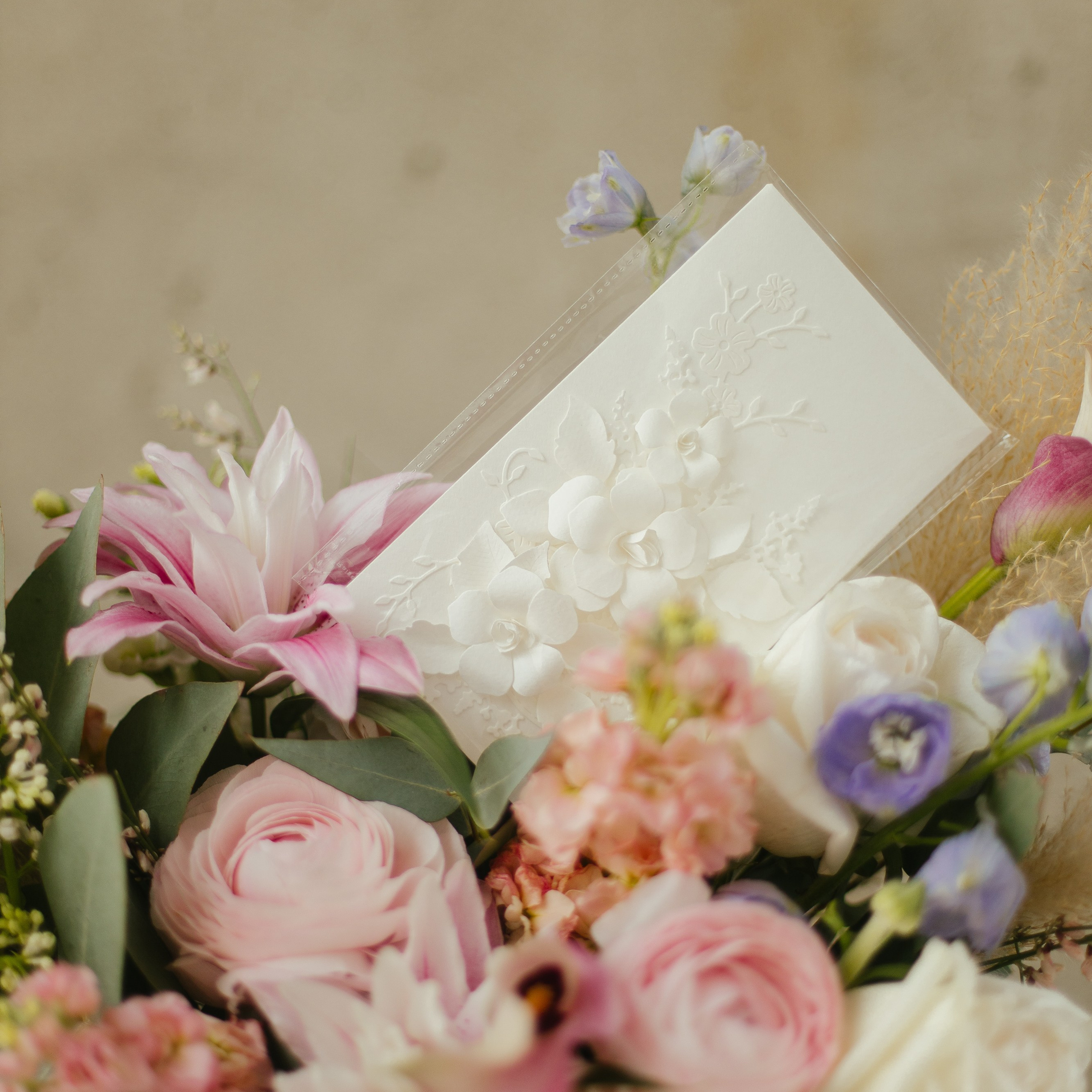 Цветочный салон Лето Мск. Фотосессии на маркетплейсы