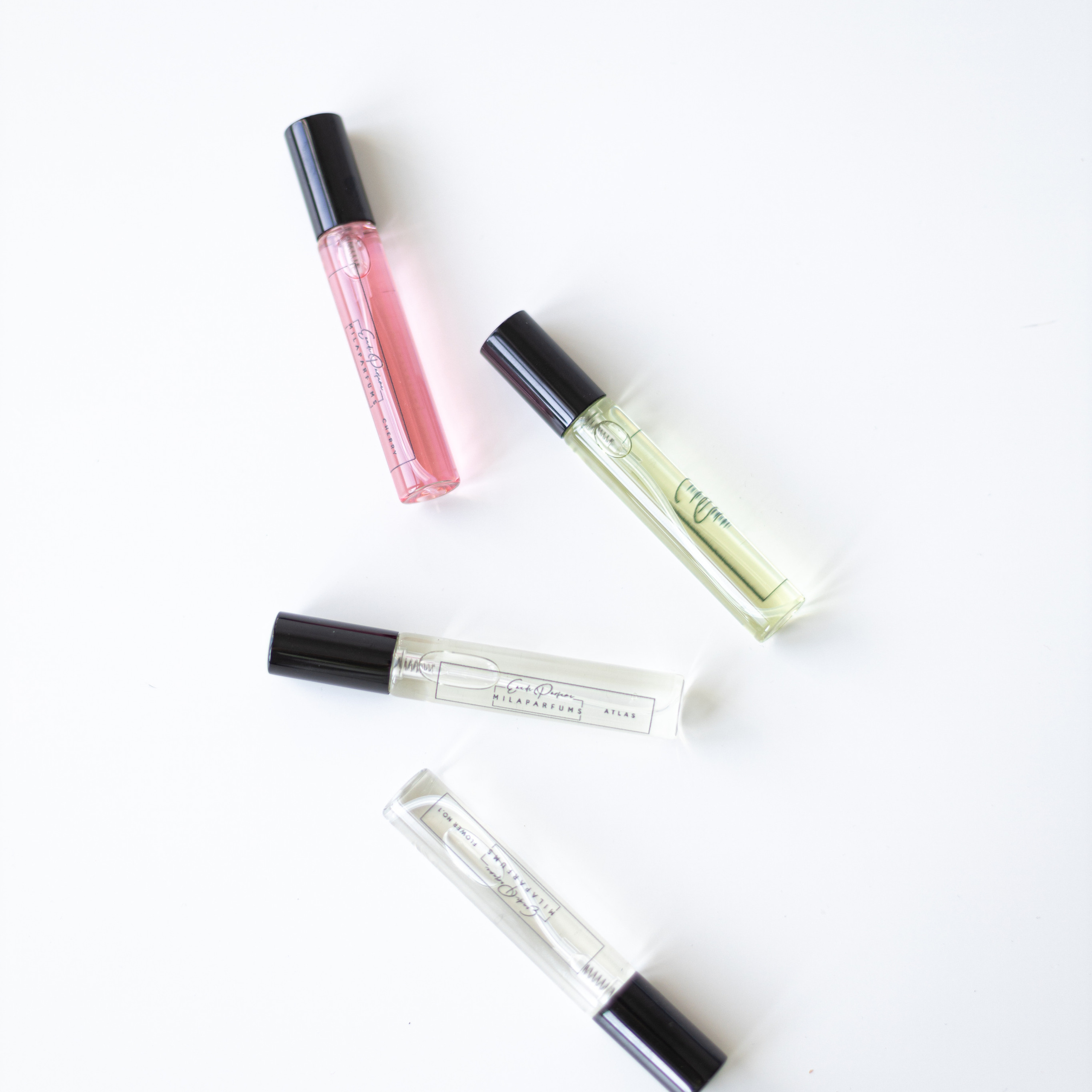 Парфюмы Мила. Фотосессии на маркетплейсы