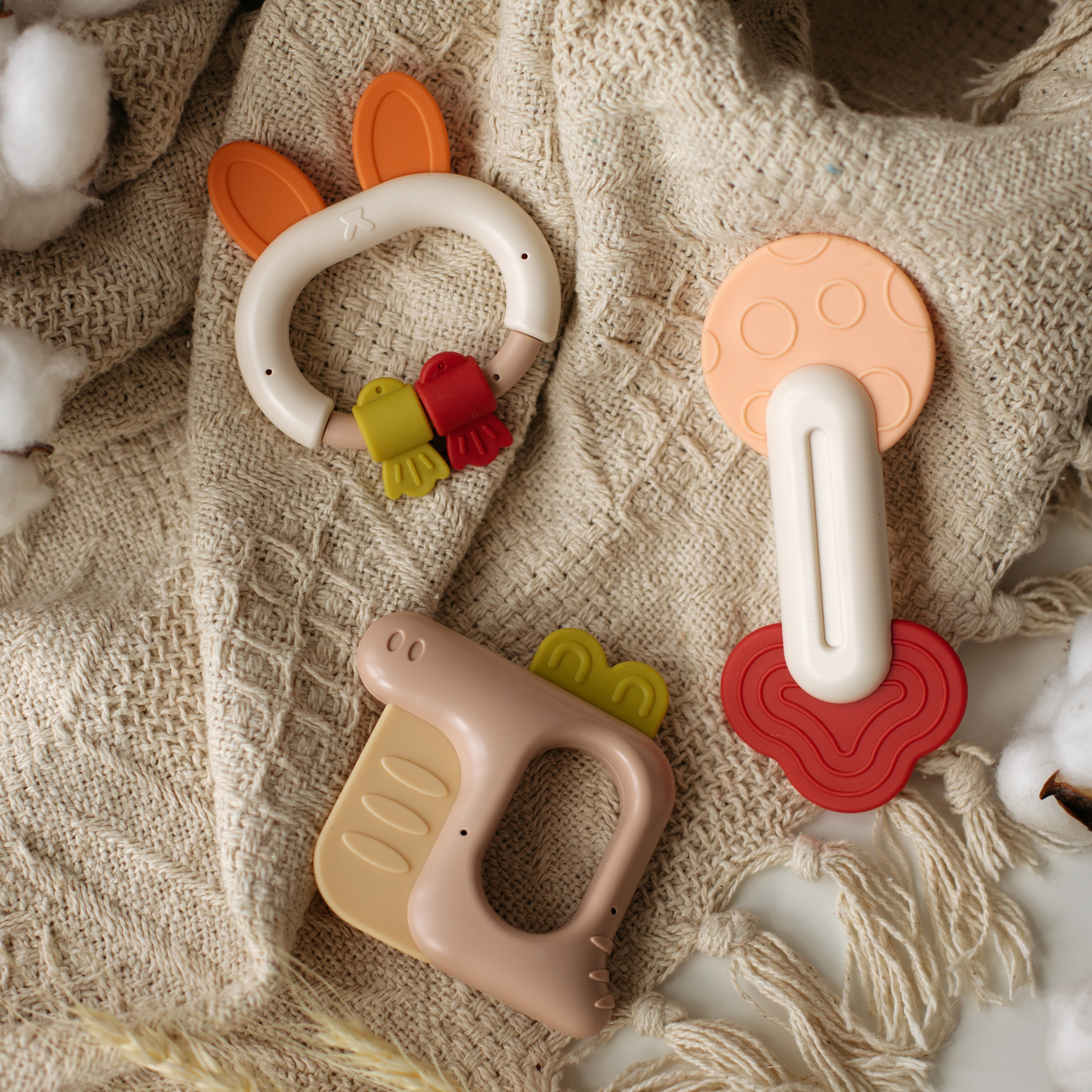 Погремушки. Фотосессии на маркетплейсы