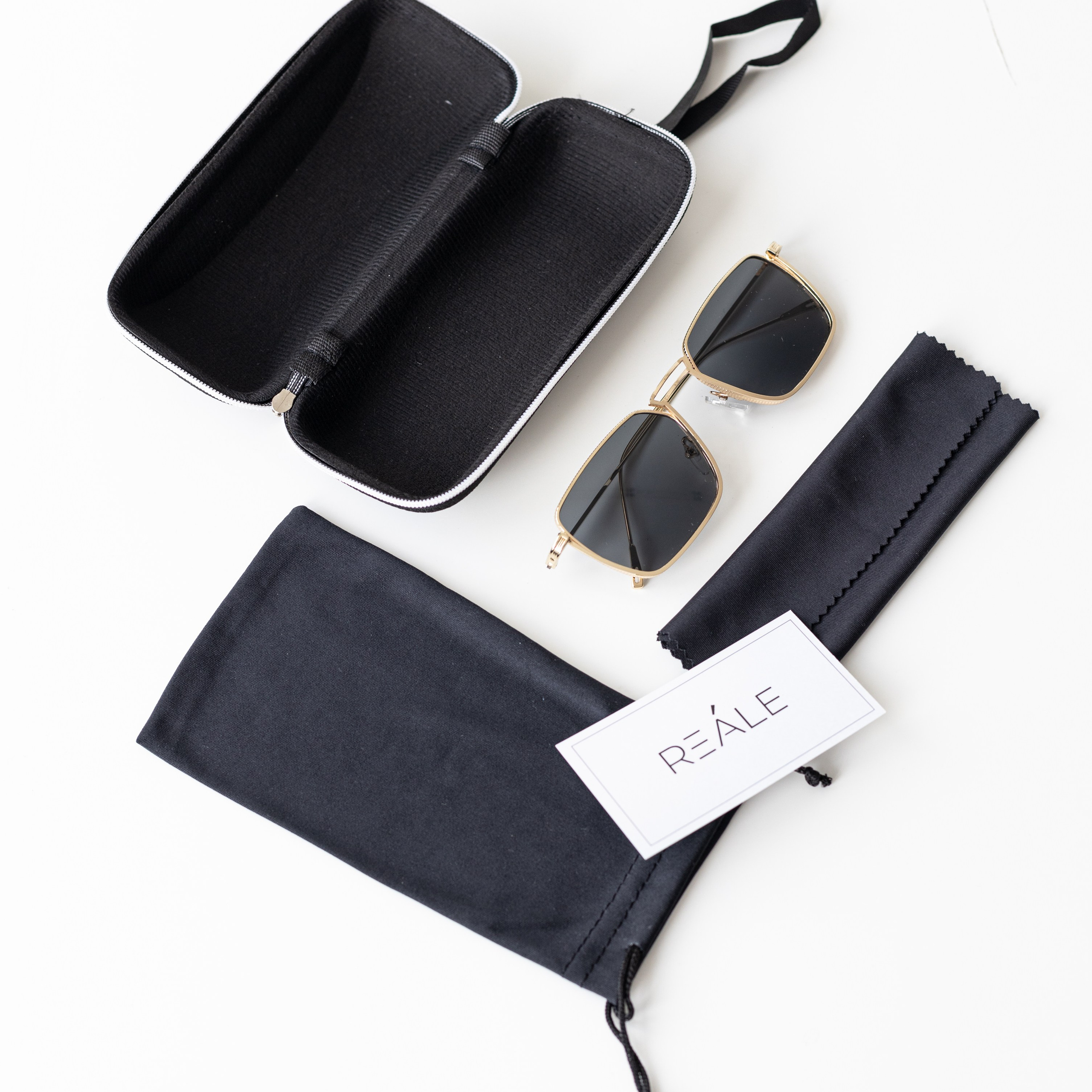 Очки. Фотосессии на маркетплейсы