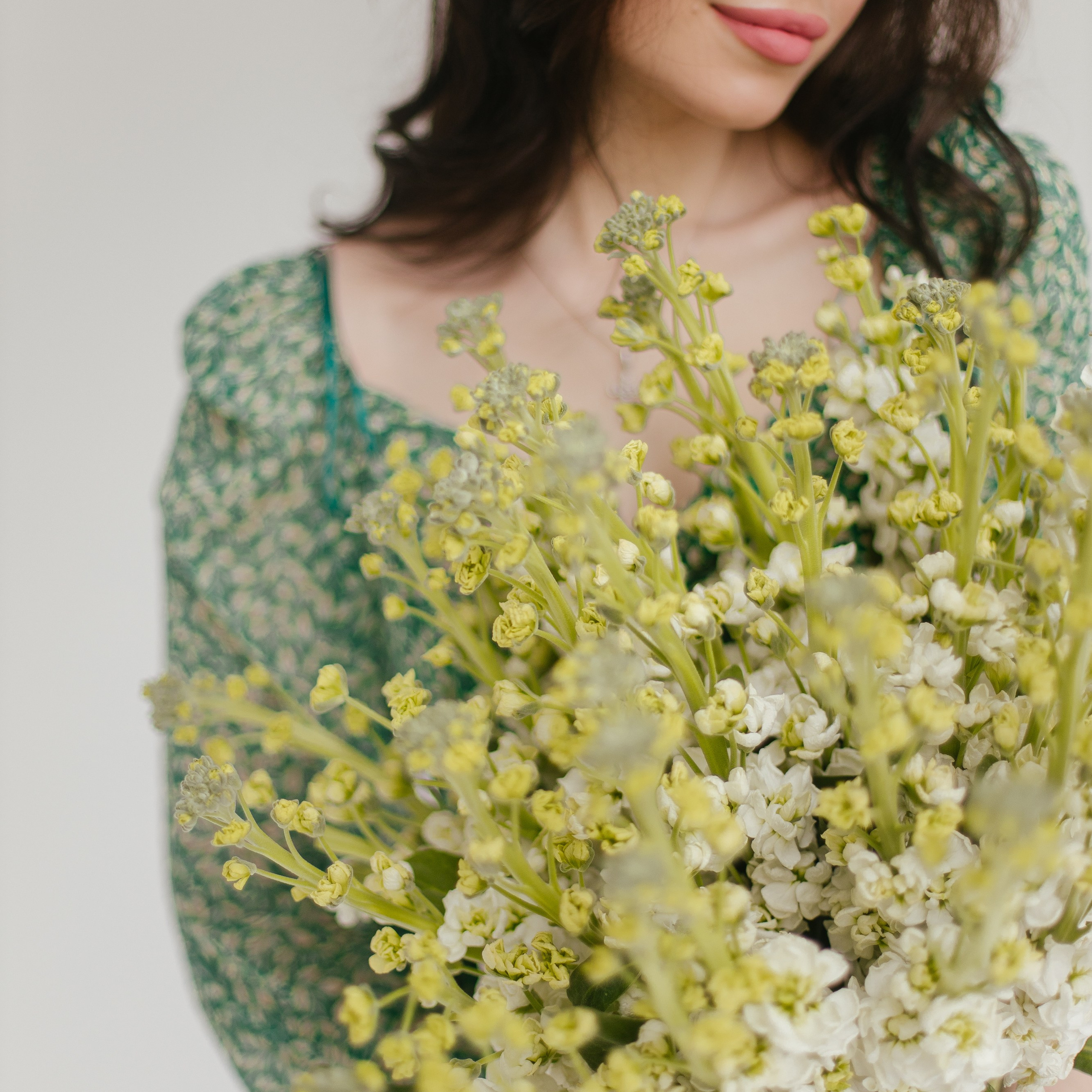 Цветочный салон Лето Мск. Фотосессии на маркетплейсы