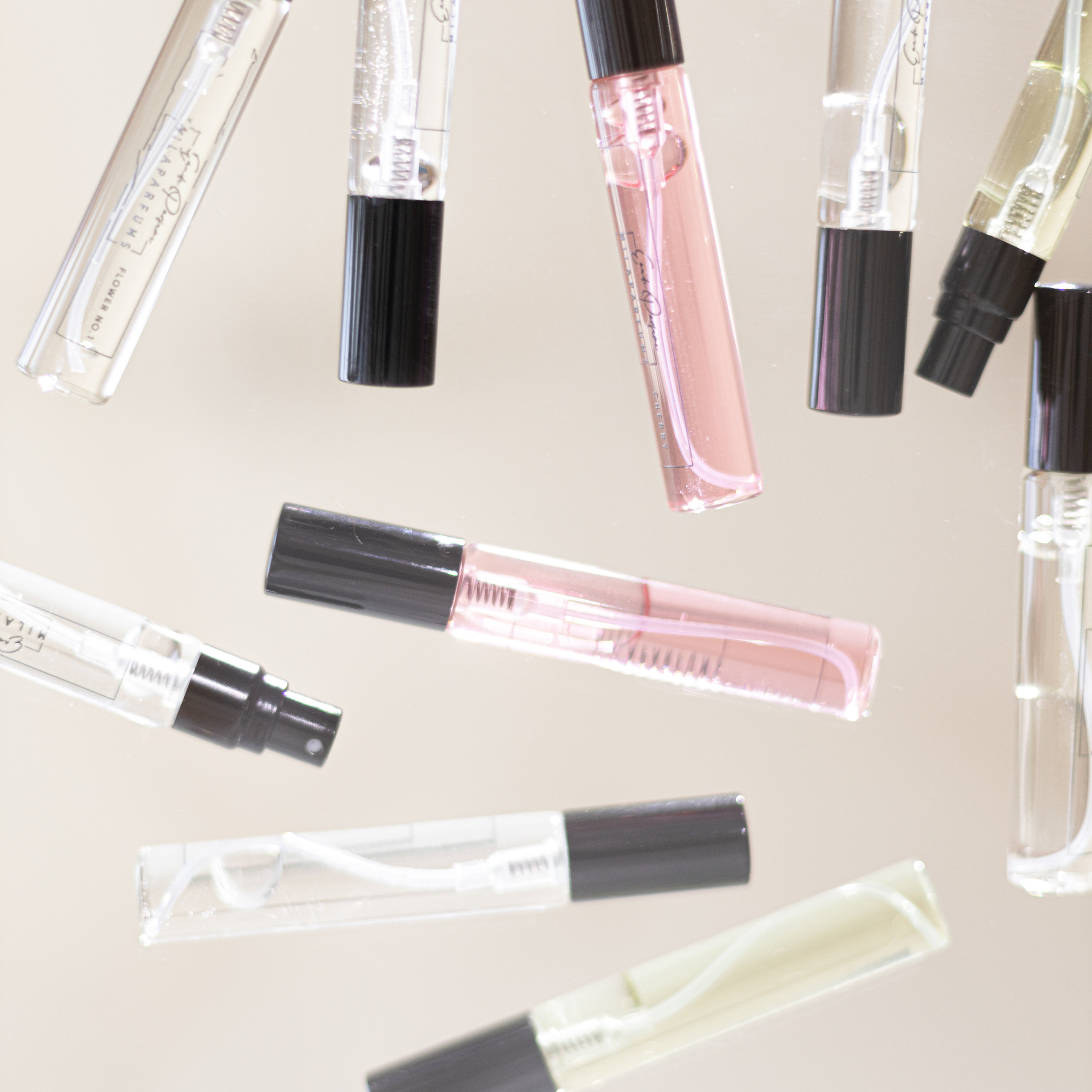 Парфюмы Мила. Фотосессии на маркетплейсы