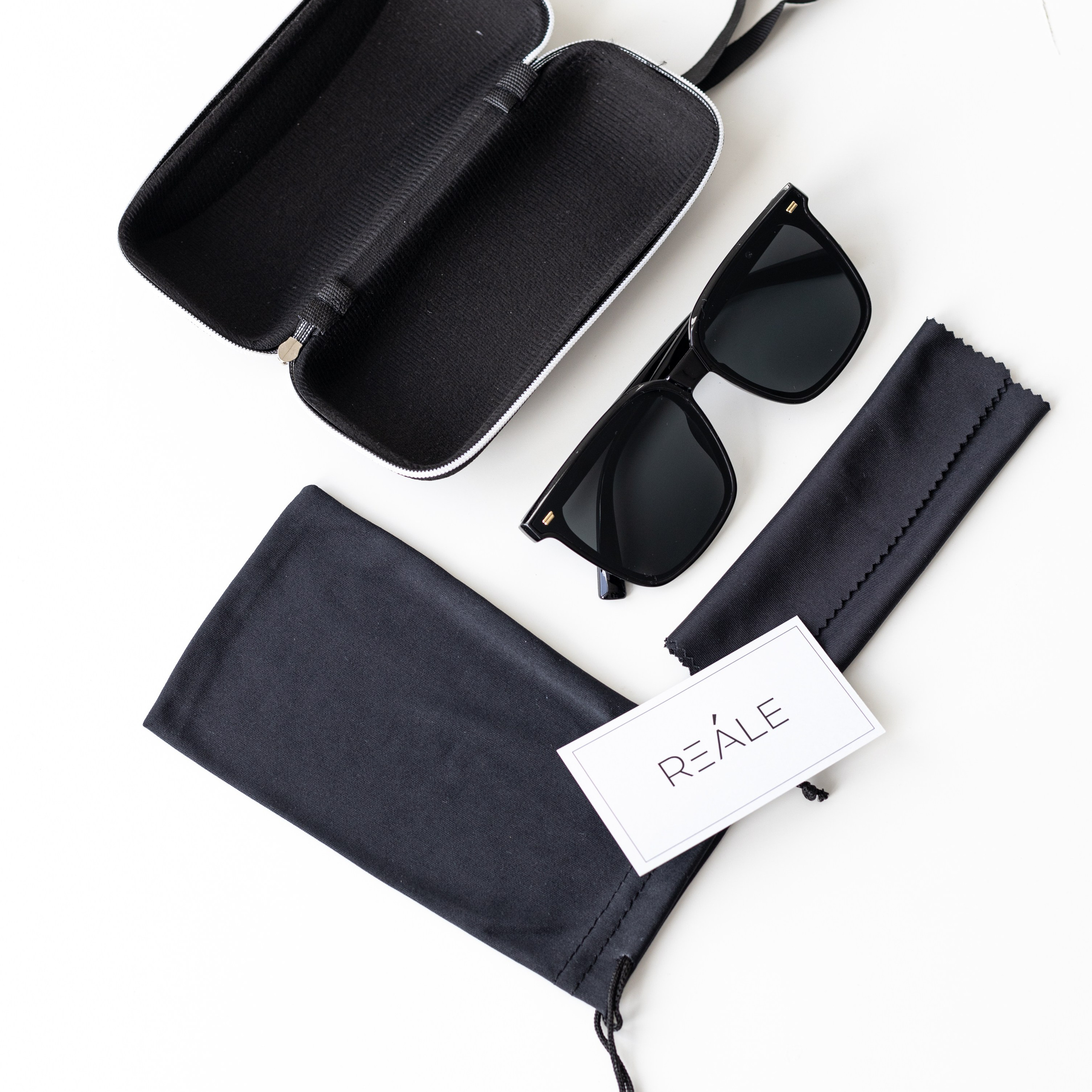 Очки. Фотосессии на маркетплейсы