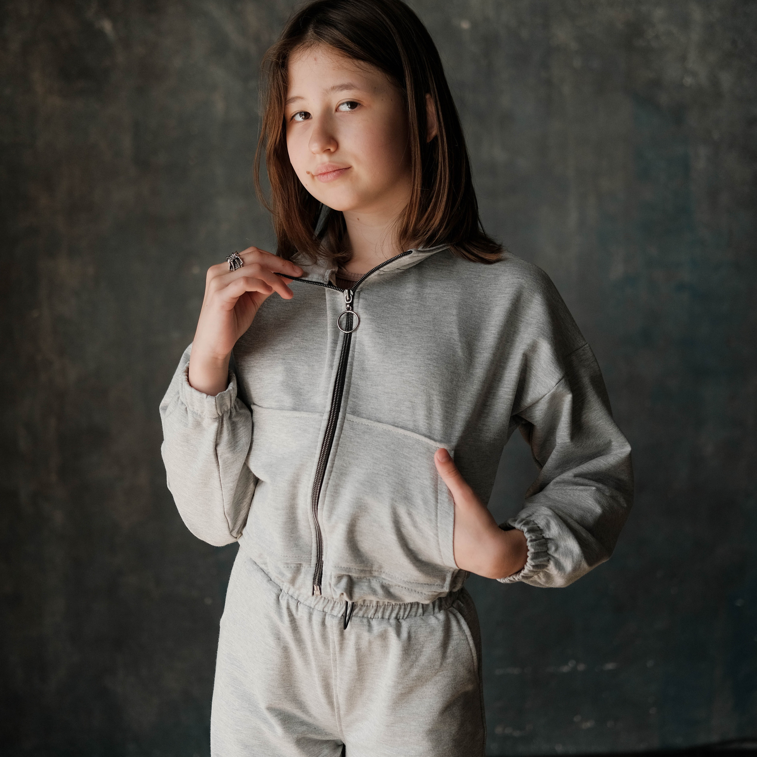 Спортивный костюм. Фотосессии на маркетплейсы