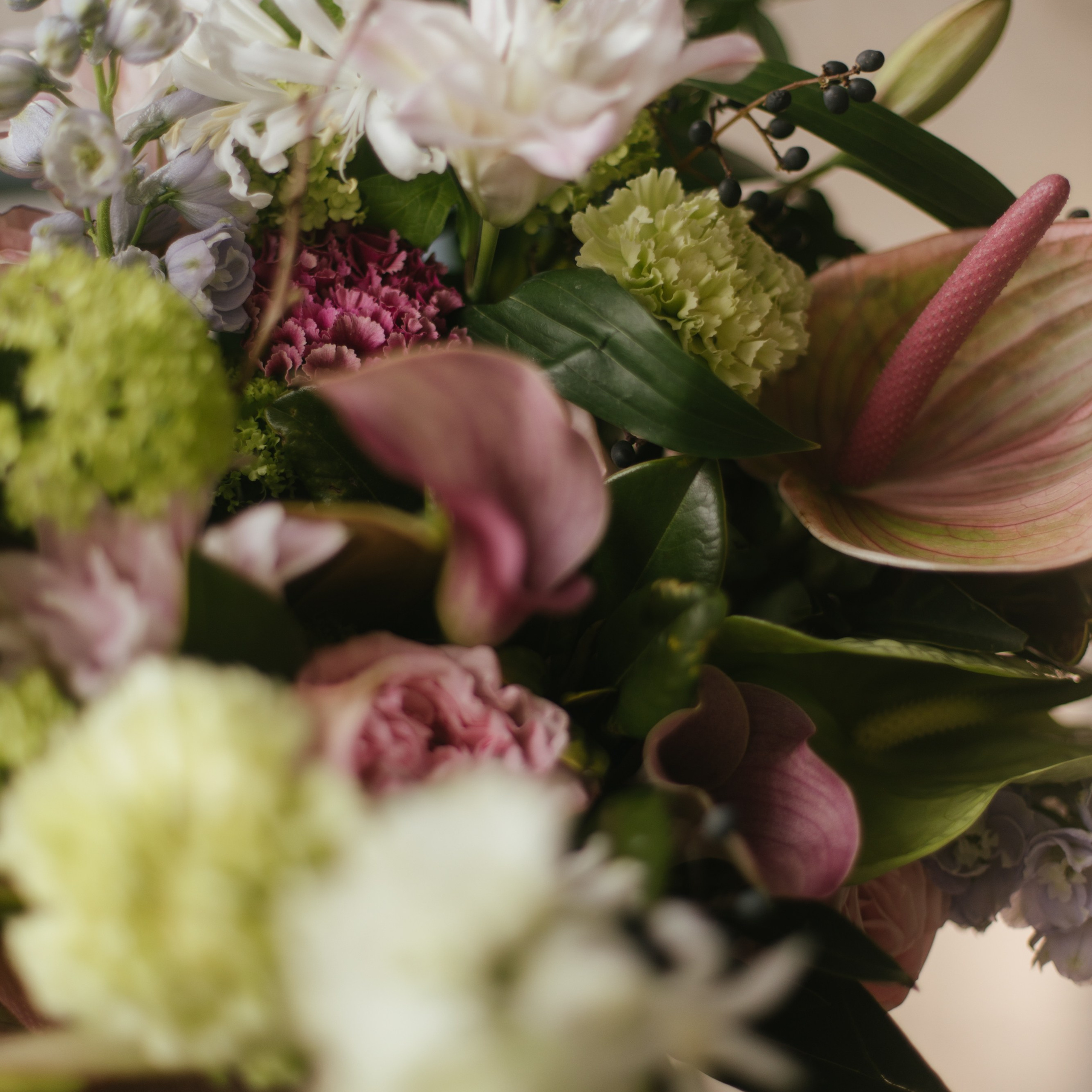 Цветочный салон Лето Мск. Фотосессии на маркетплейсы