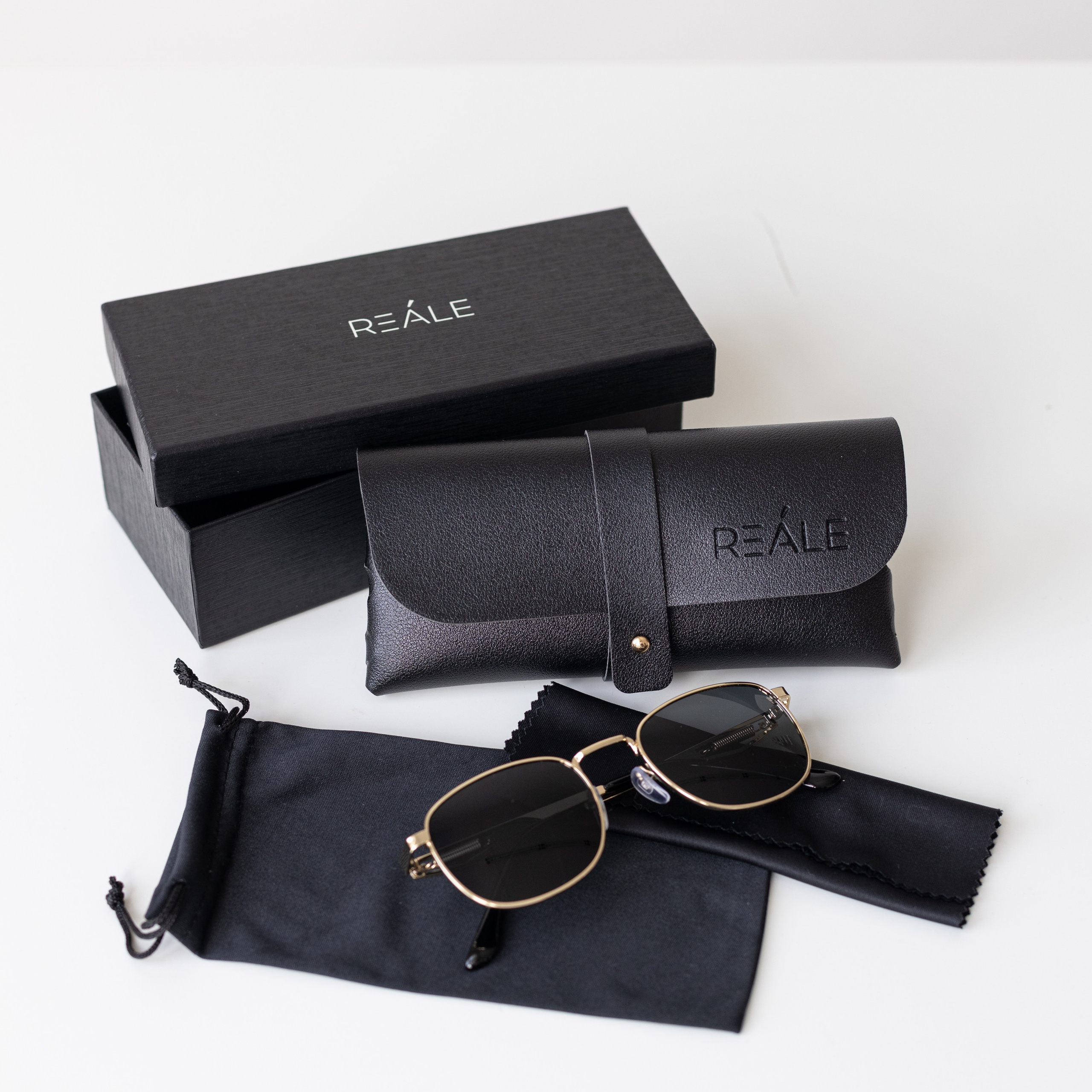 Очки. Фотосессии на маркетплейсы