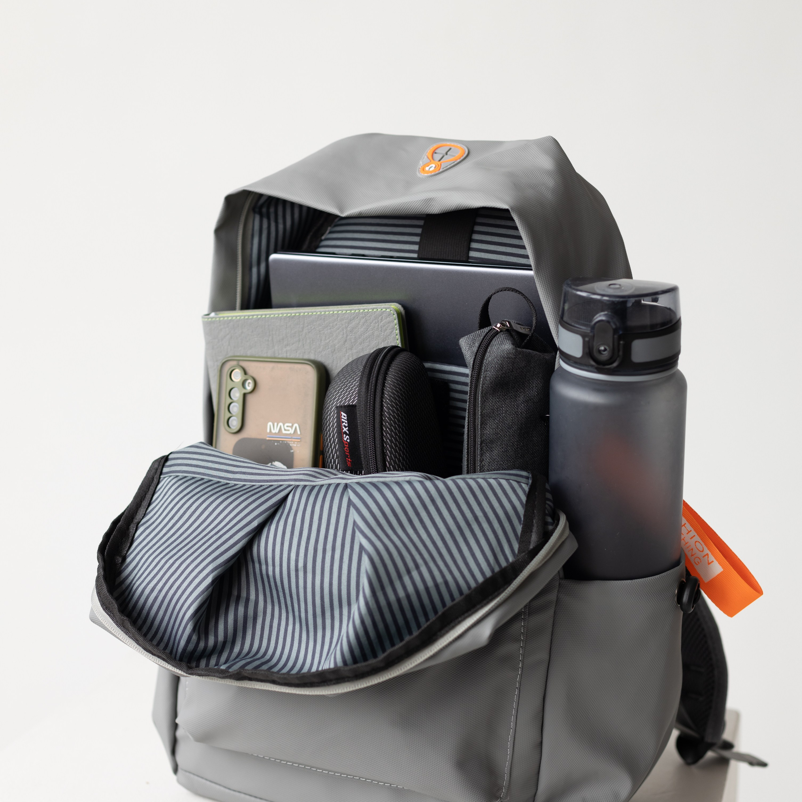 Рюкзаки. Фотосессии на маркетплейсы