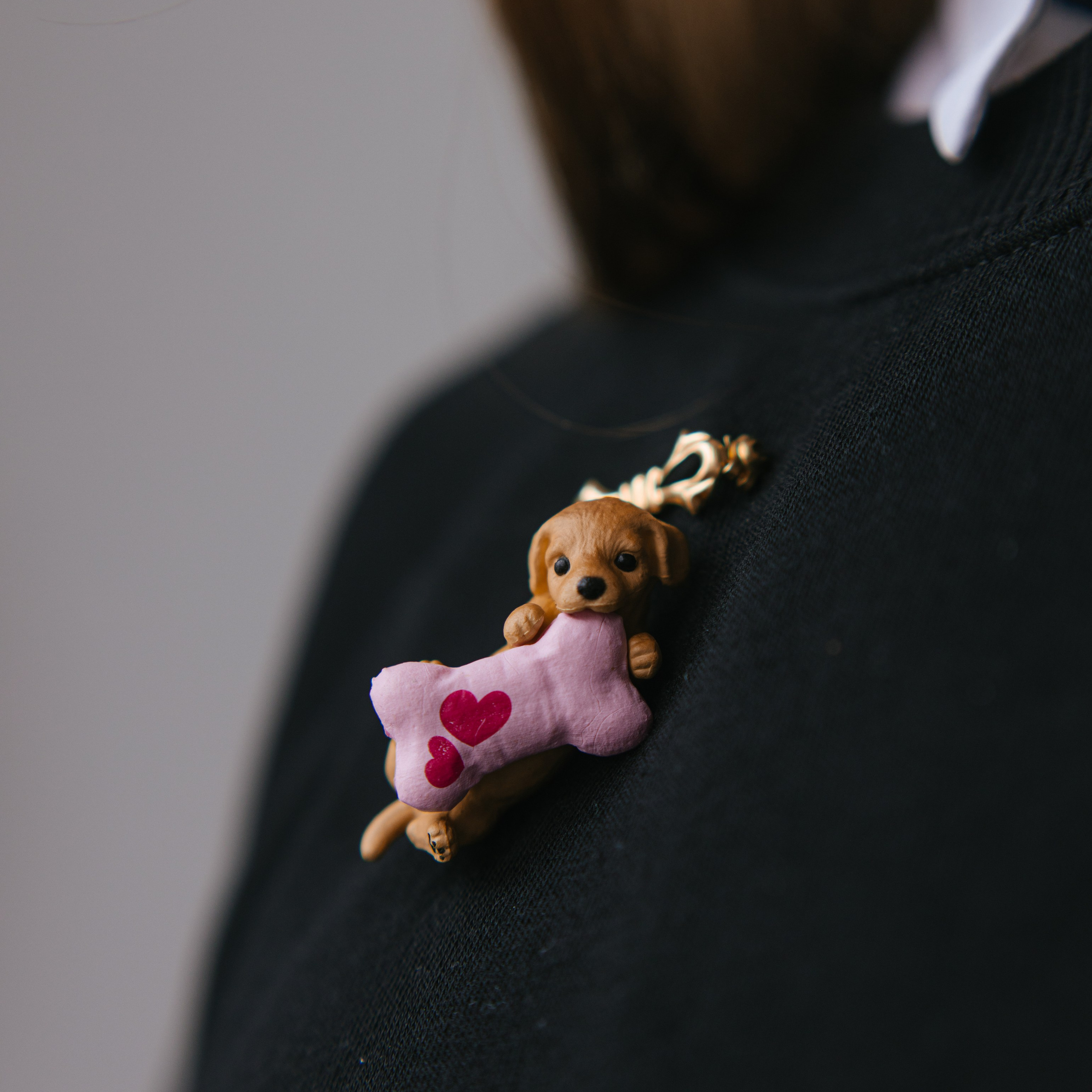 Брелки и броши. Фотосессии на маркетплейсы