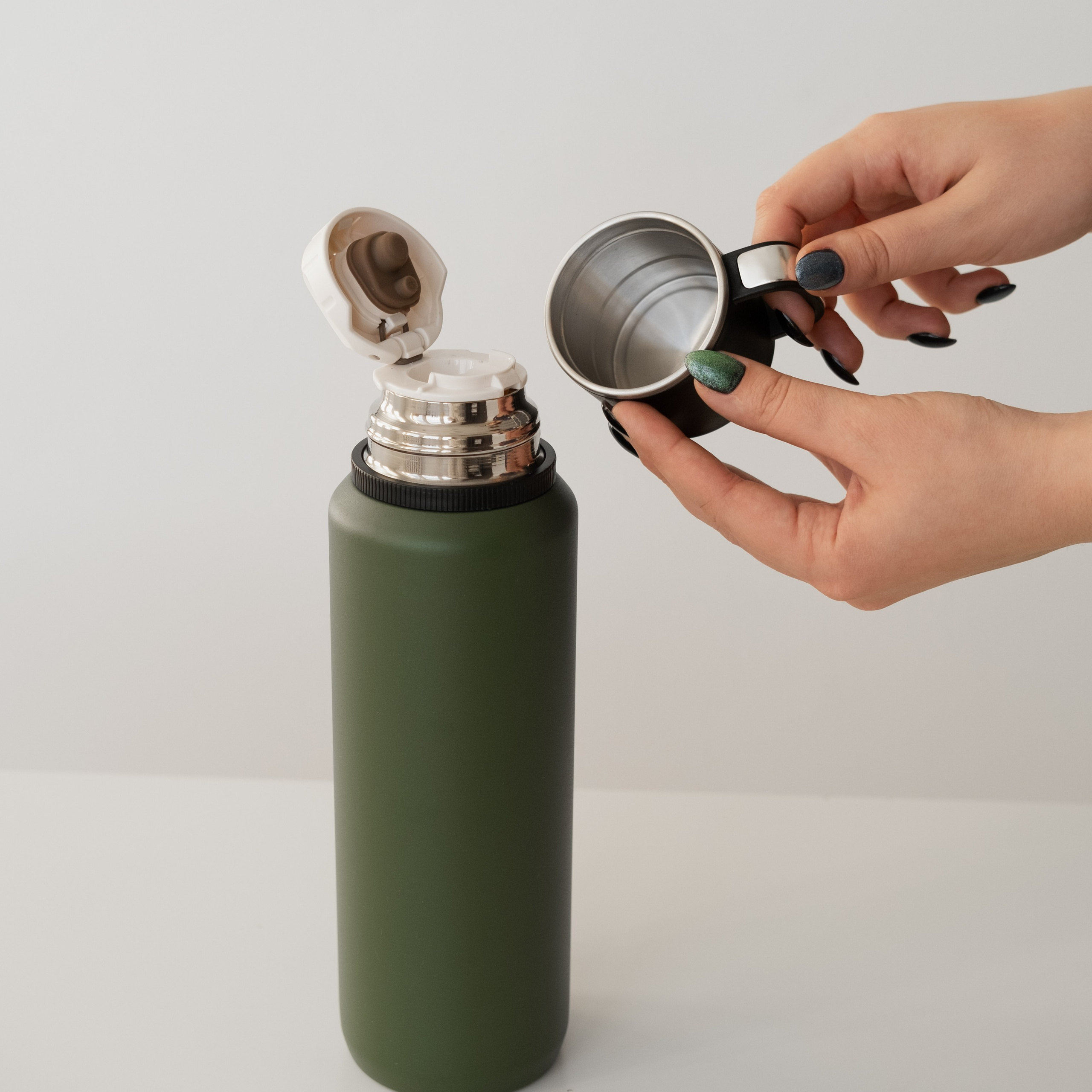 Термосы. Фотосессии на маркетплейсы