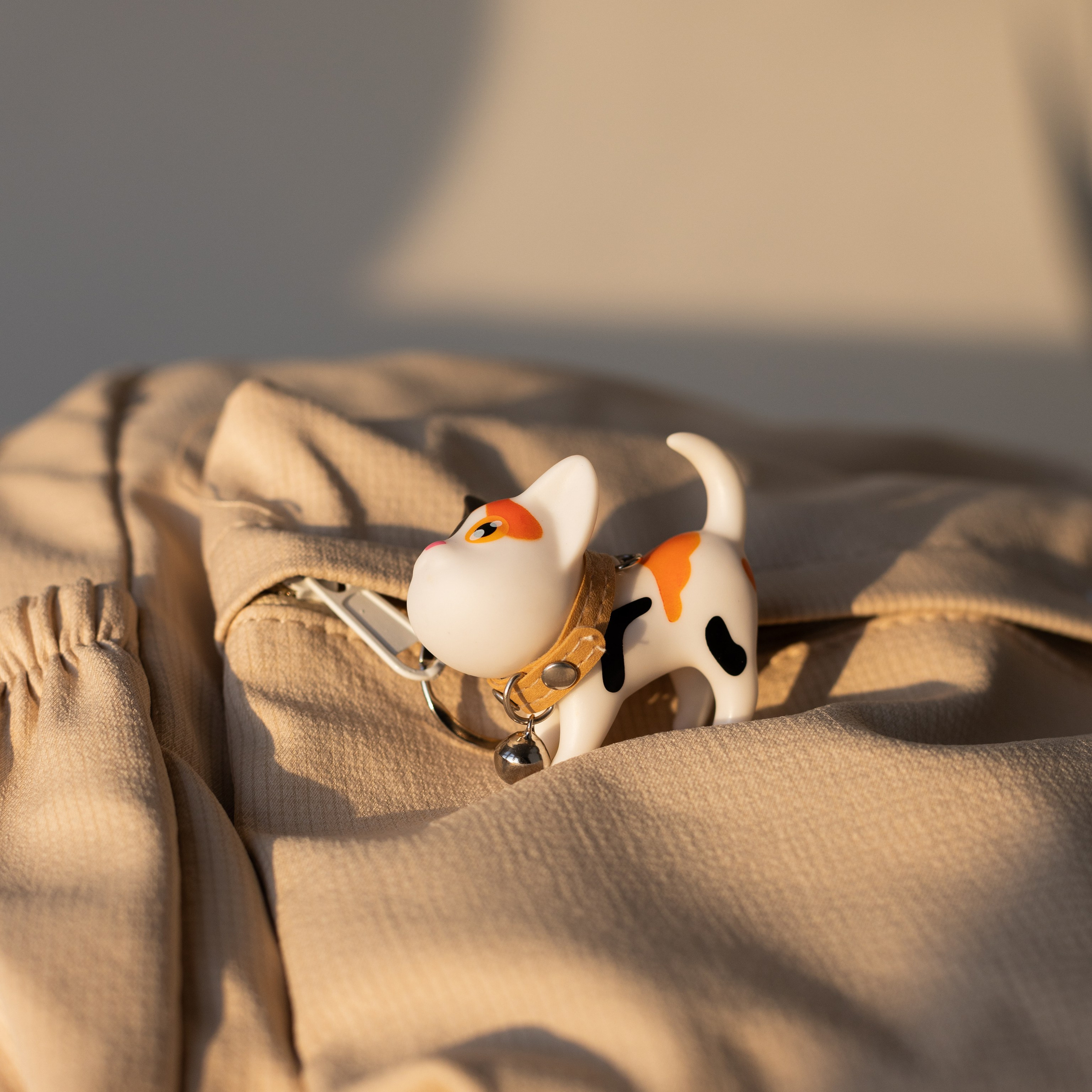 Брелок котик. Фотосессии на маркетплейсы