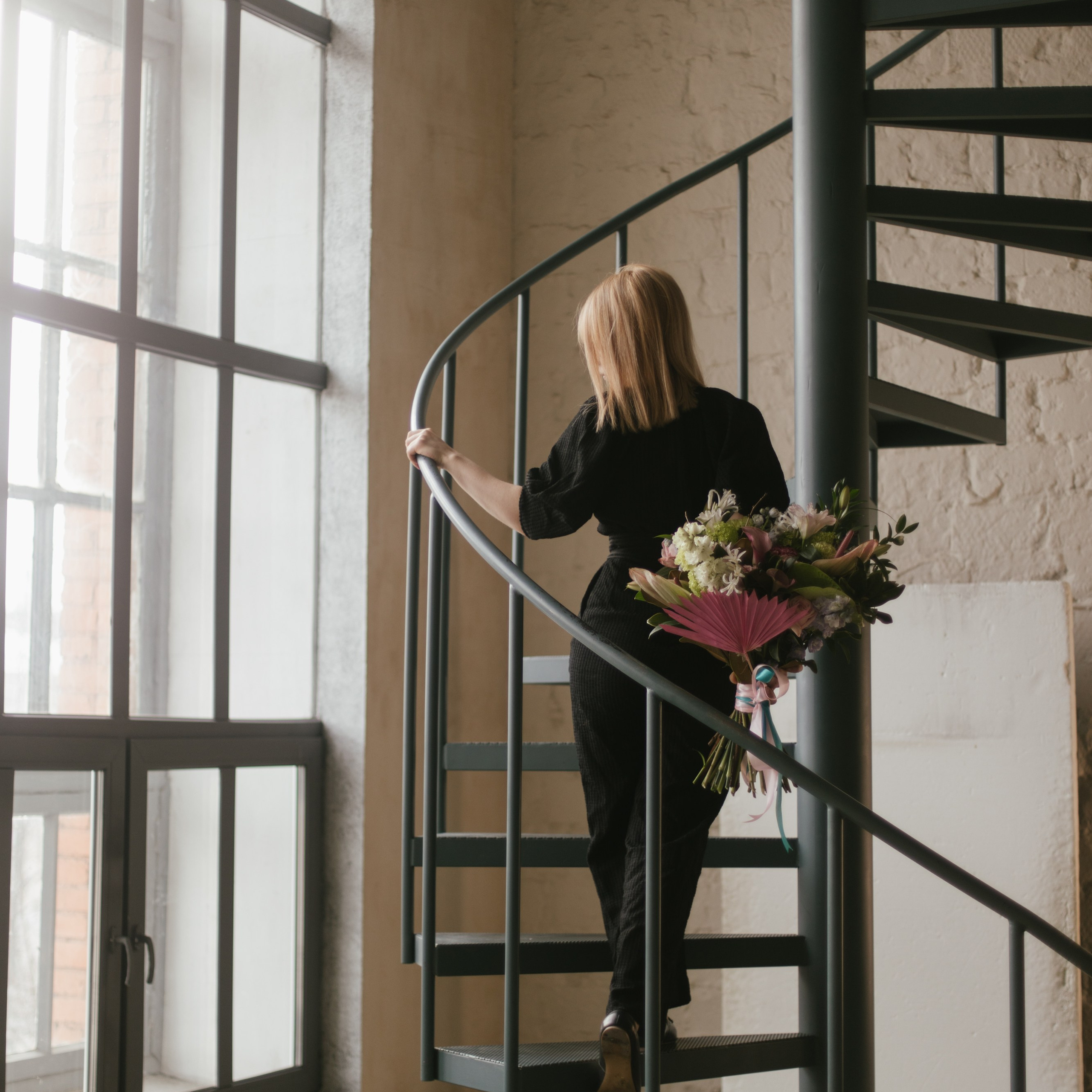 Цветочный салон Лето Мск. Фотосессии на маркетплейсы