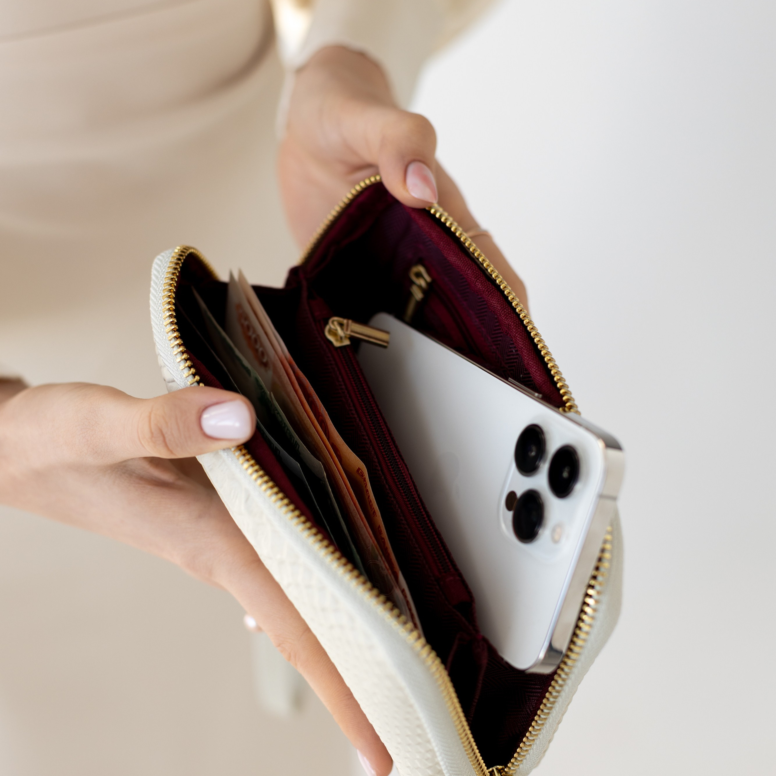 Клатчи. Фотосессии на маркетплейсы