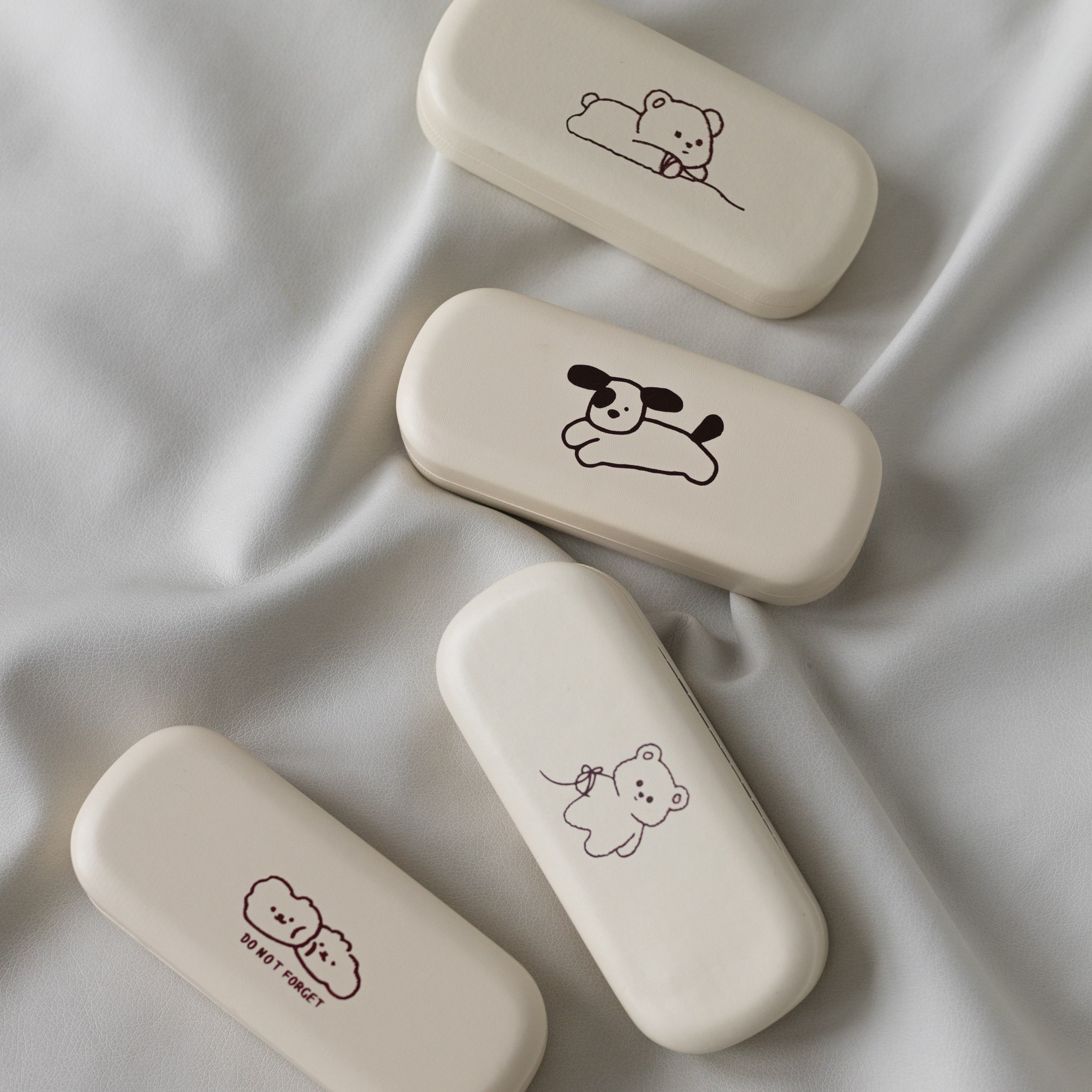 Футляры для очков. Фотосессии на маркетплейсы