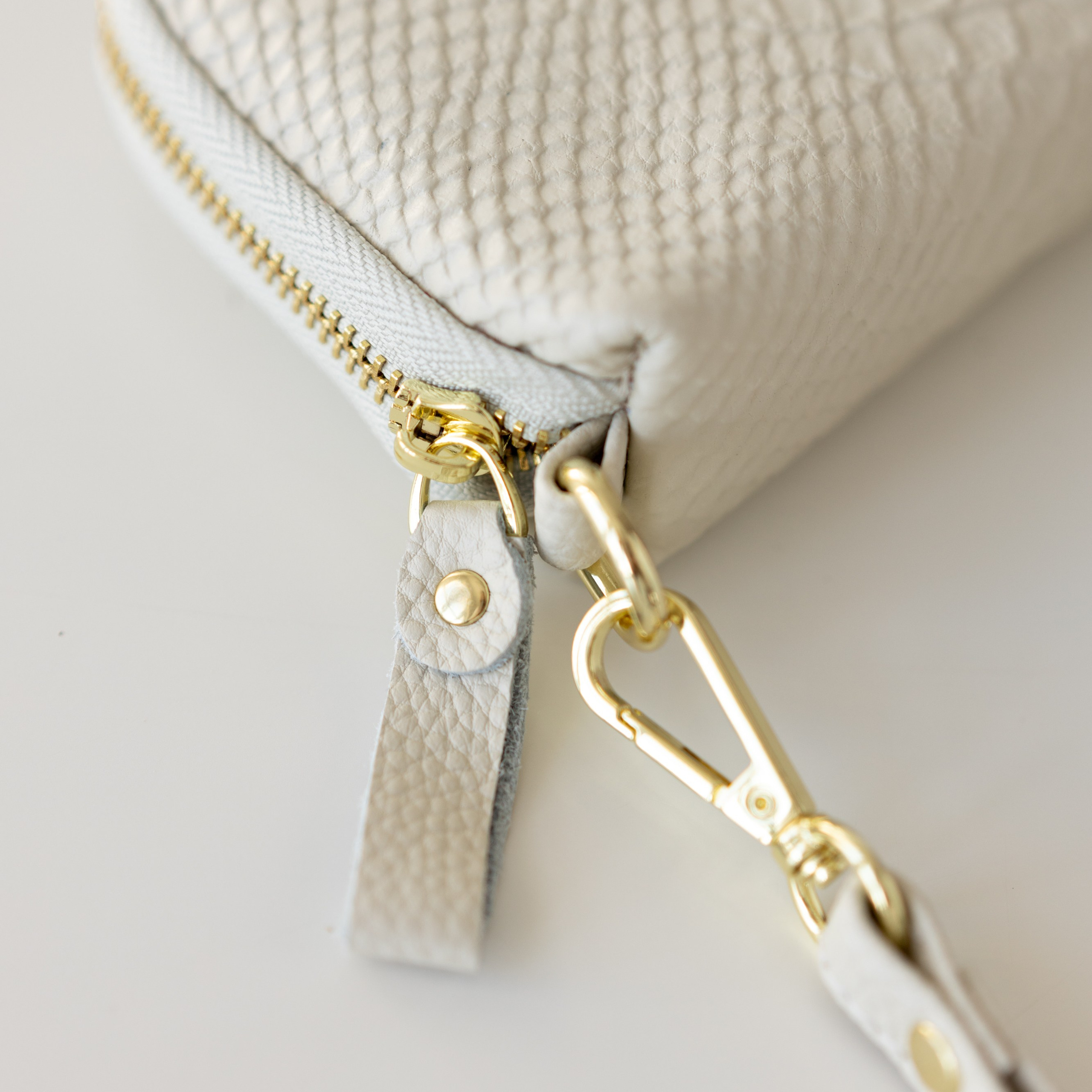 Клатчи. Фотосессии на маркетплейсы