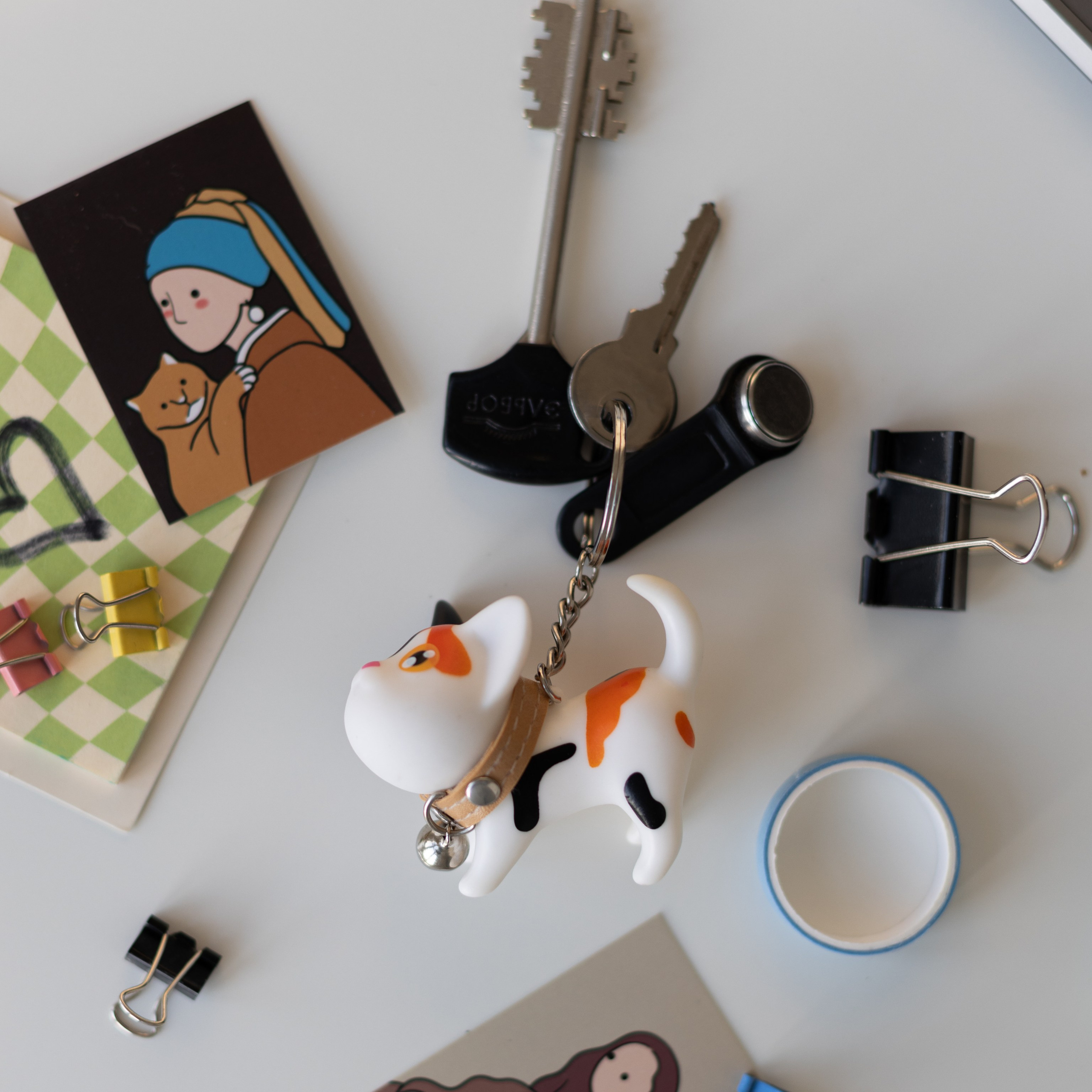 Брелок котик. Фотосессии на маркетплейсы