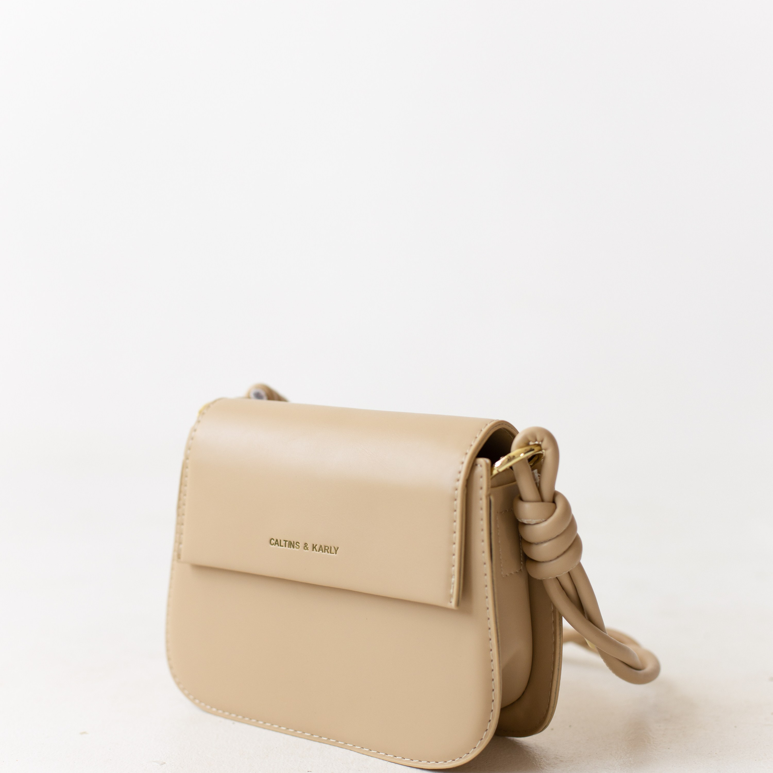 Сумки. Фотосессии на маркетплейсы