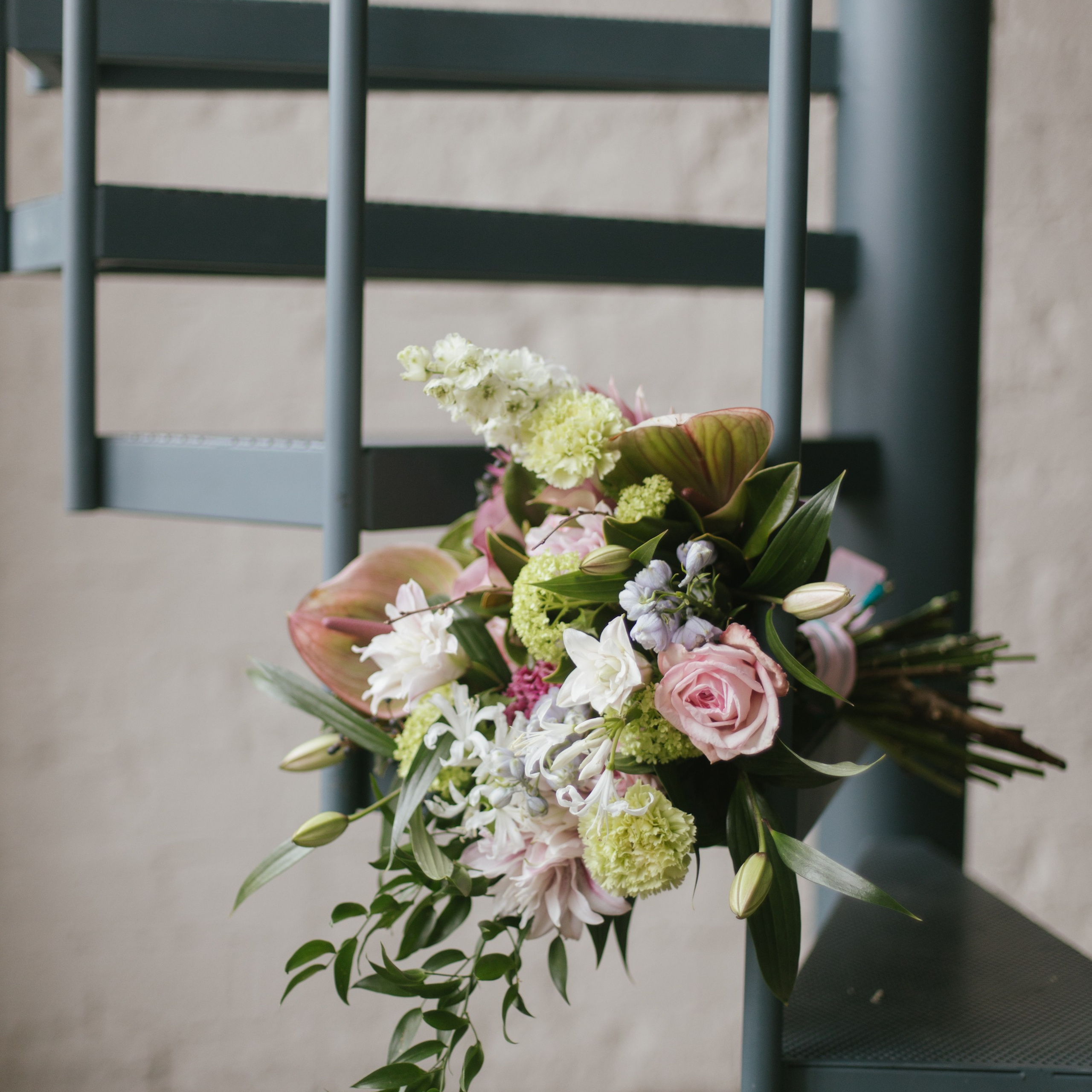 Цветочный салон Лето Мск. Фотосессии на маркетплейсы