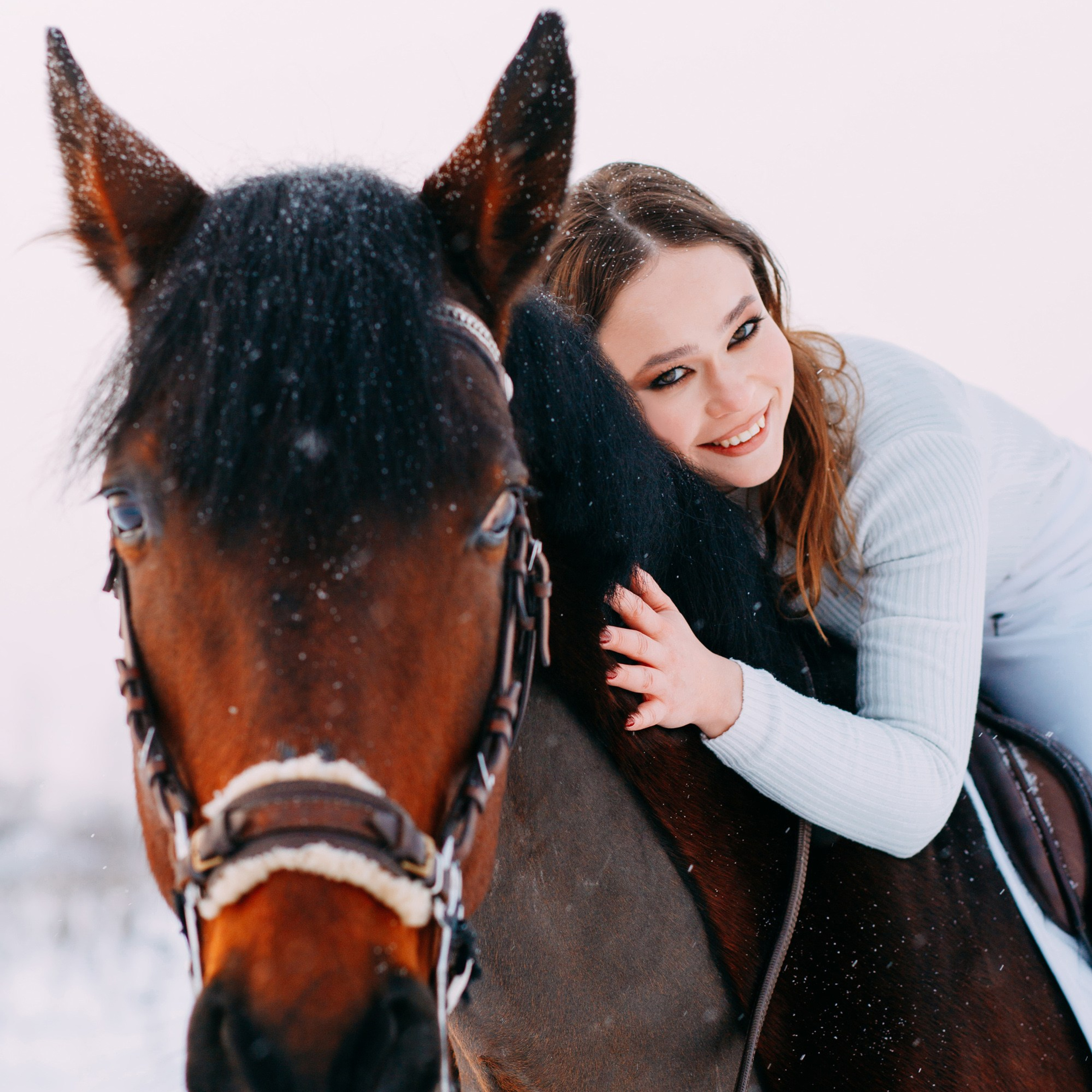 Зимняя фотосессия с лошадкой