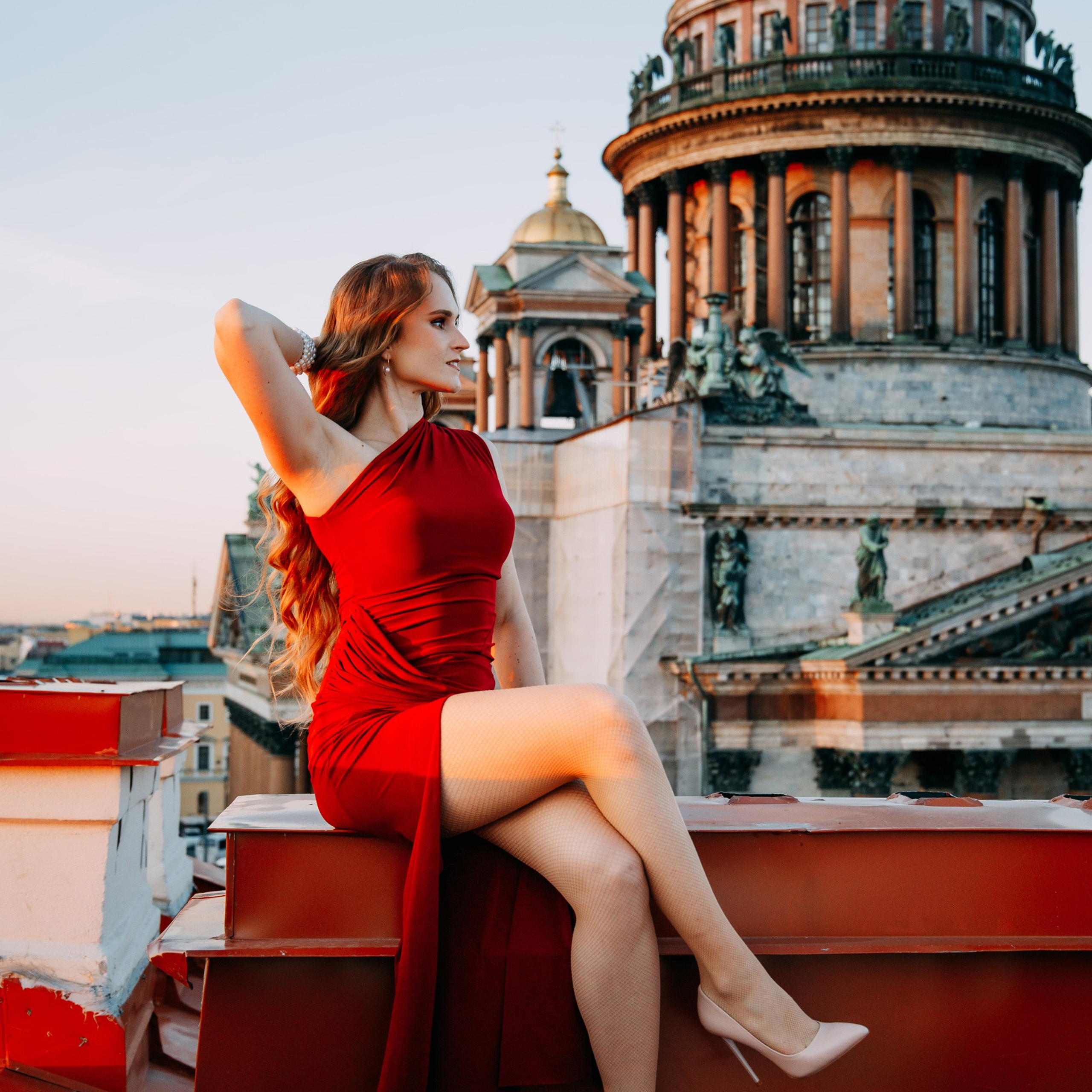 Фотосессия на&nbsp;крыше с&nbsp;видом на&nbsp;Исаакиевский собор