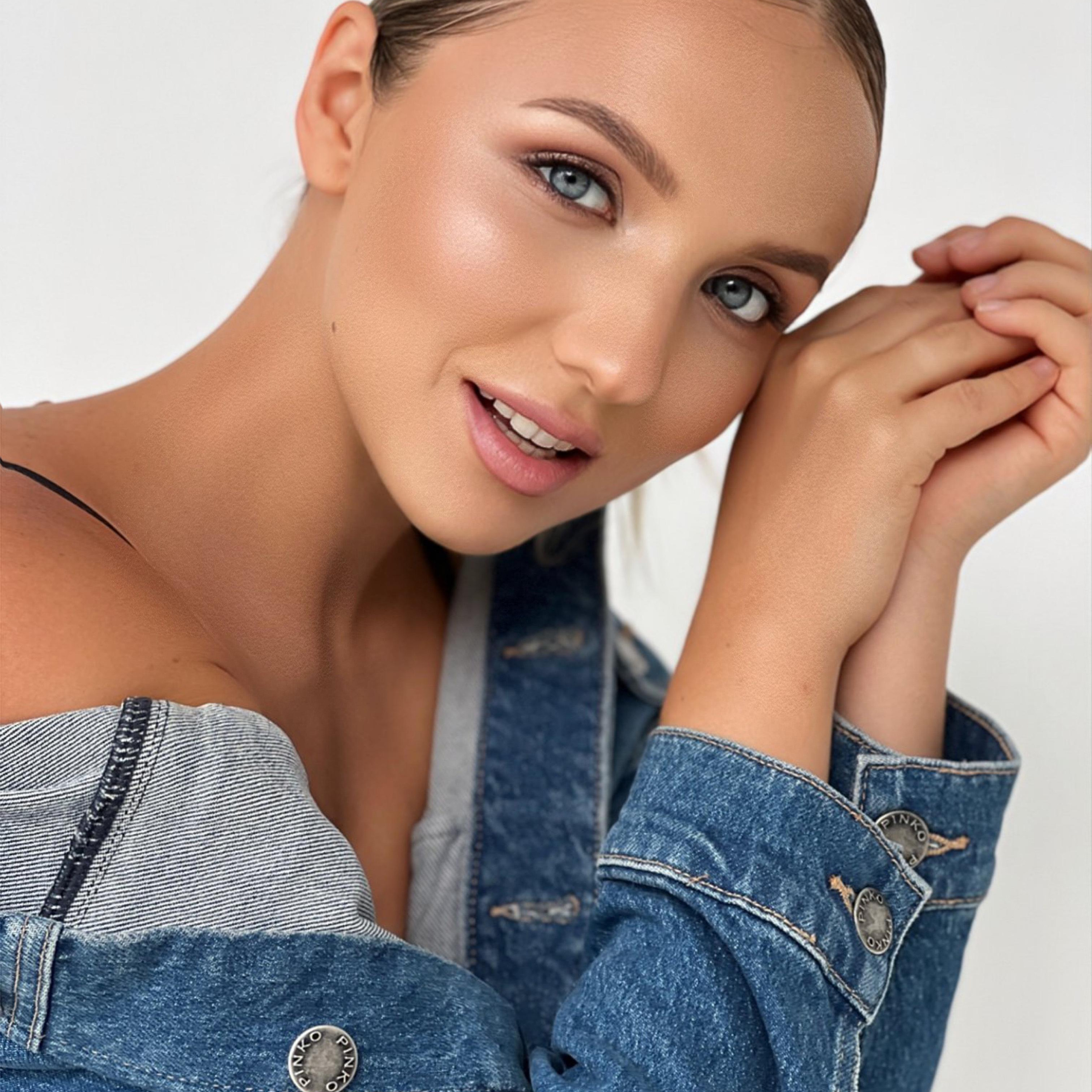 Индивидуальная фотосессия | Фотограф Ириша Гришина. Контент съемка | Мобильный фотограф Ириша Гришина