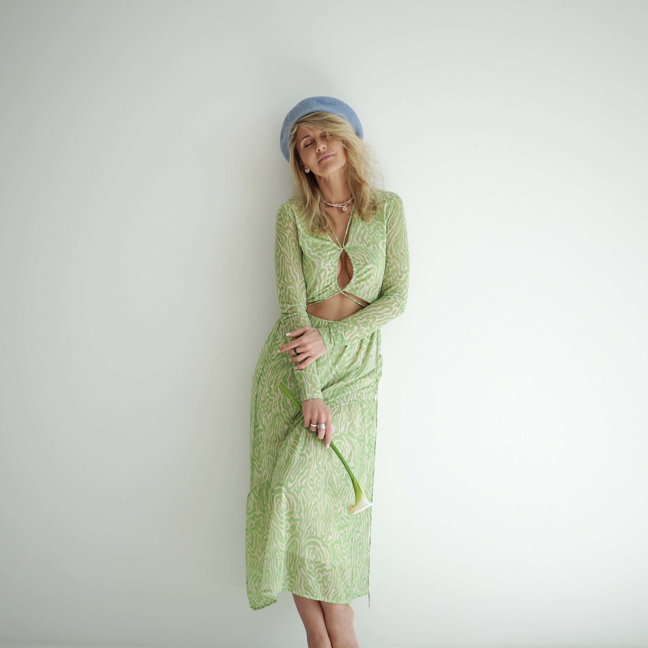 Индивидуальная фотосессия | Фотограф Ириша Гришина. Контент съемка | Мобильный фотограф Ириша Гришина