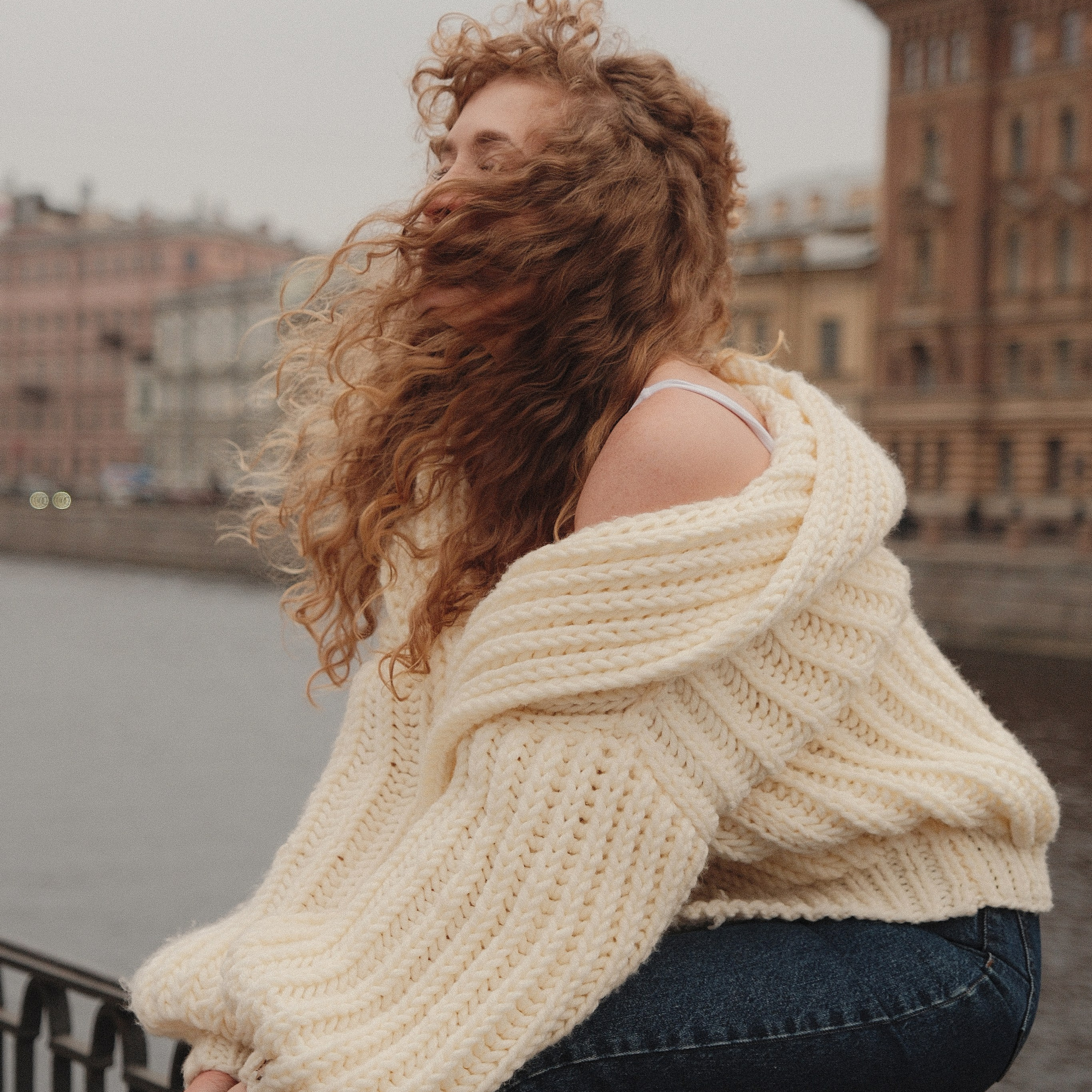 Прогулочные фотосессии по Санкт-Петербургу. Контент съемка | Мобильный фотограф Ириша Гришина