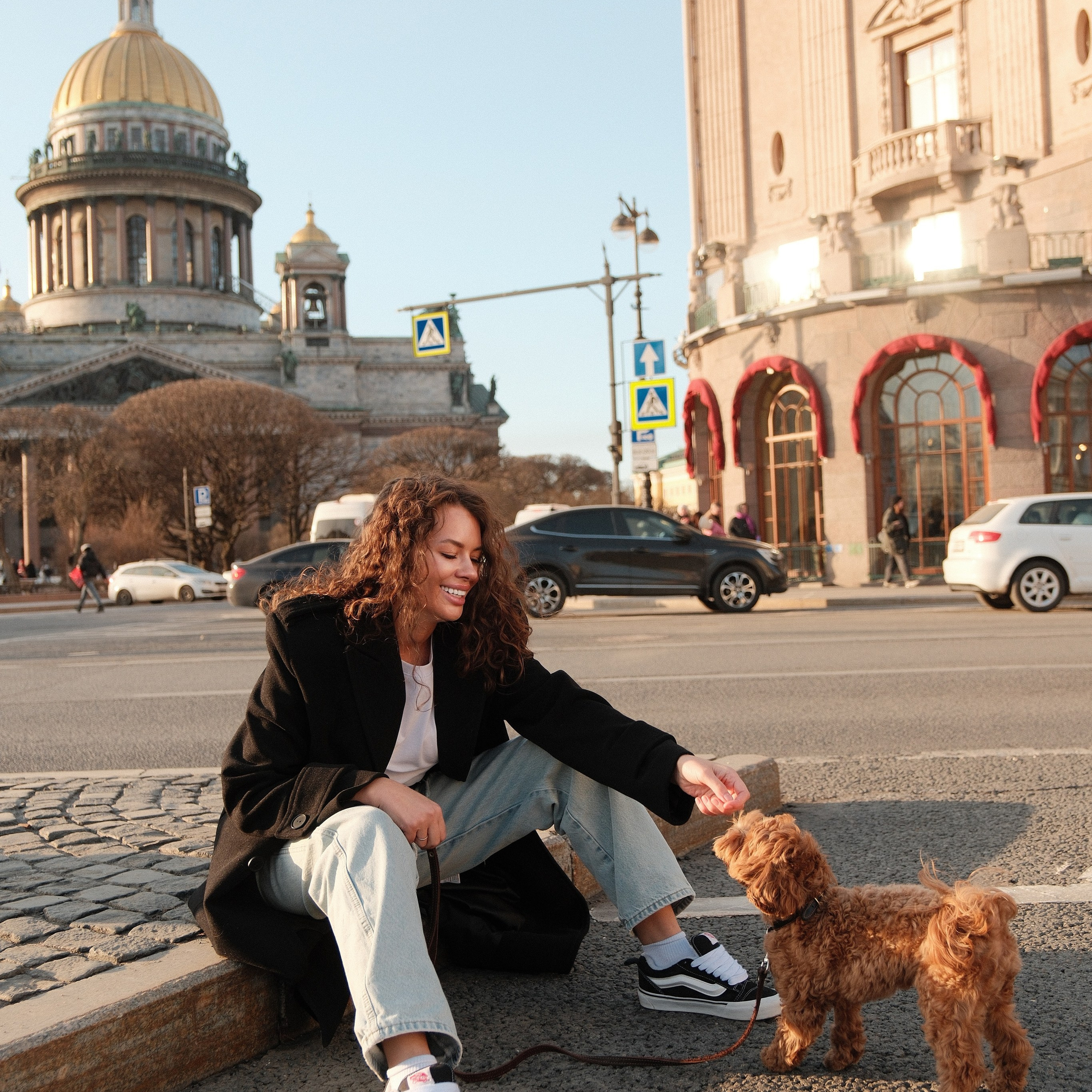 Прогулочные фотосессии по Санкт-Петербургу. Контент съемка | Мобильный фотограф Ириша Гришина