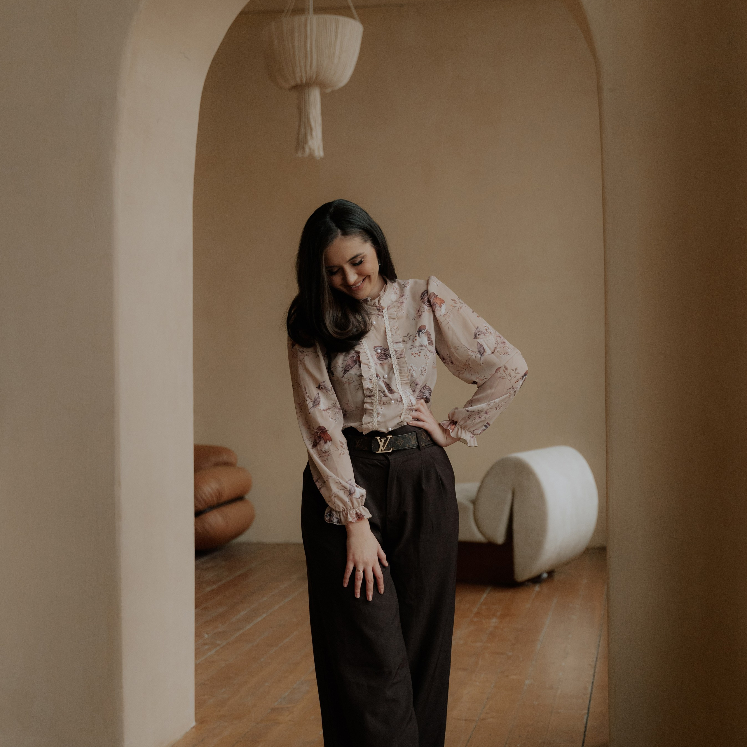 Индивидуальная фотосессия | Фотограф Ириша Гришина. Контент съемка | Мобильный фотограф Ириша Гришина