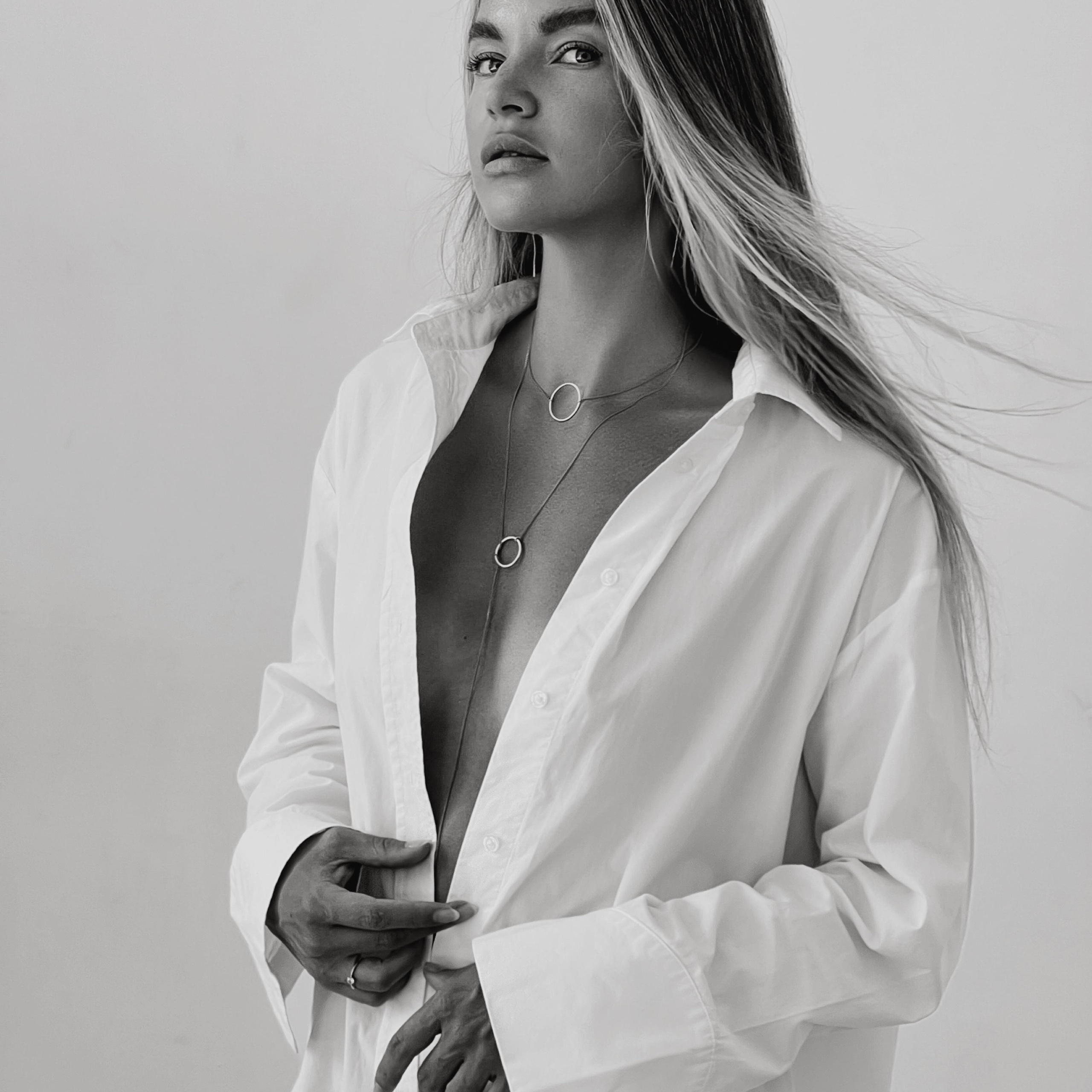 Индивидуальная фотосессия | Фотограф Ириша Гришина. Контент съемка | Мобильный фотограф Ириша Гришина