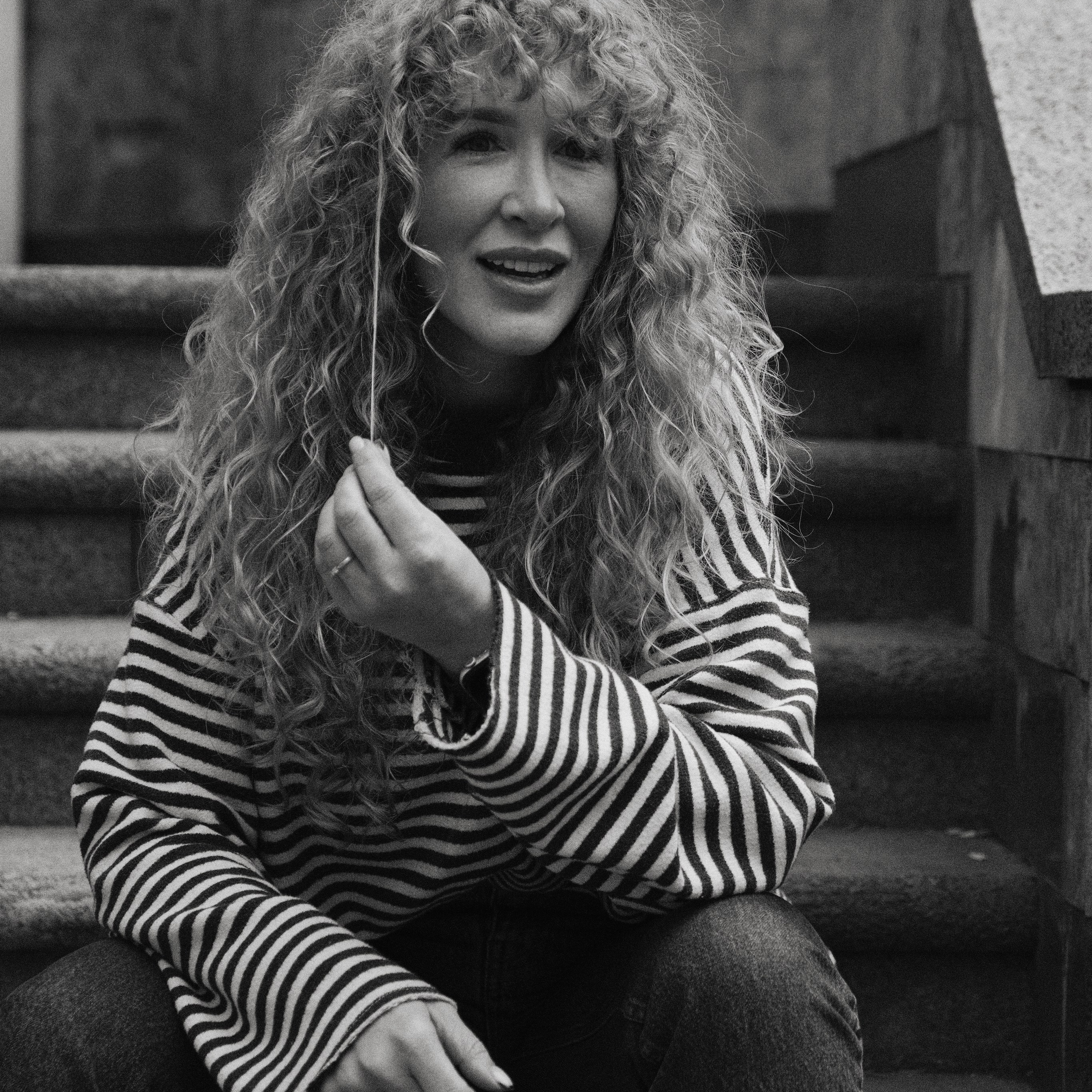 Прогулочные фотосессии по Санкт-Петербургу. Контент съемка | Мобильный фотограф Ириша Гришина