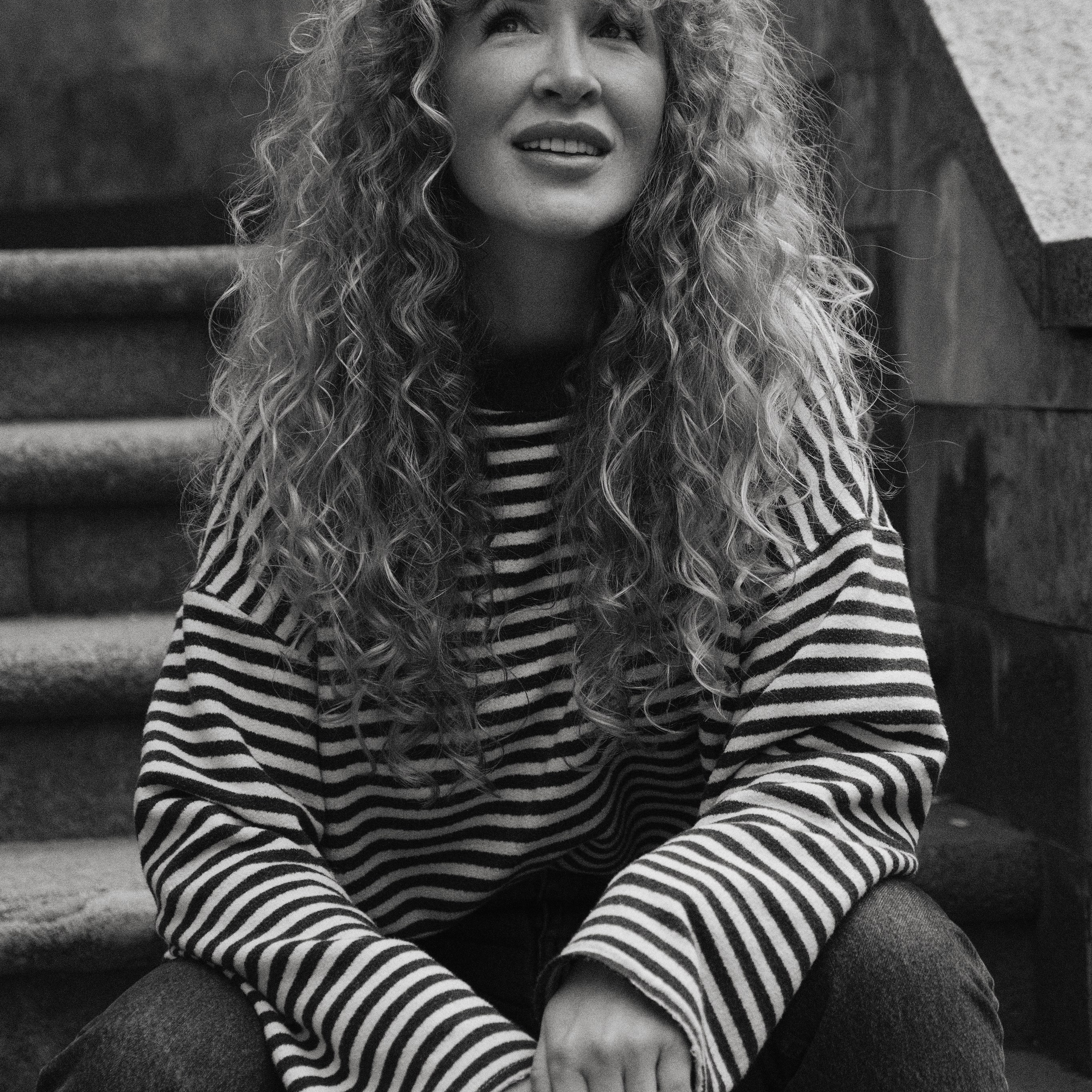 Прогулочные фотосессии по Санкт-Петербургу. Контент съемка | Мобильный фотограф Ириша Гришина