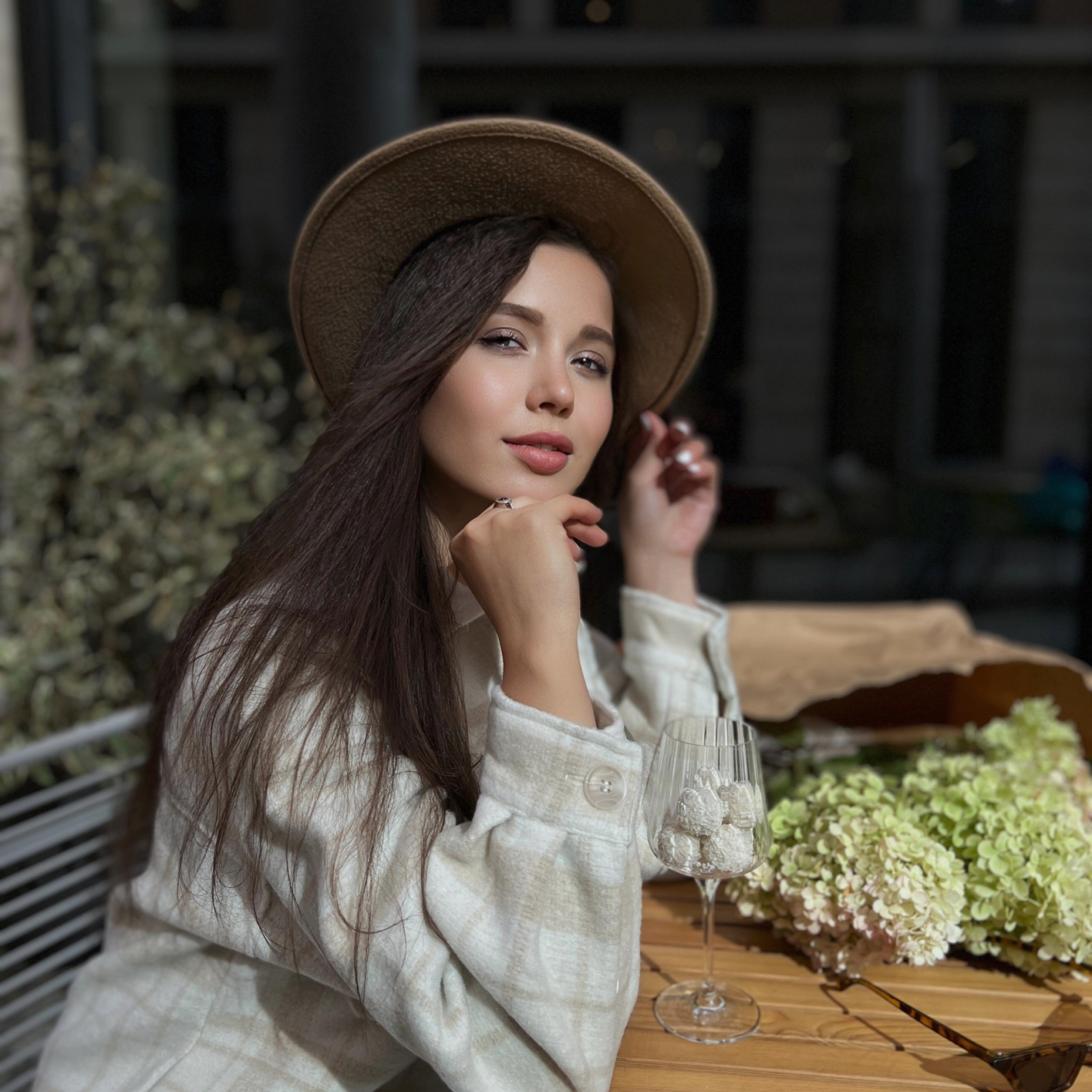 Индивидуальная фотосессия | Фотограф Ириша Гришина. Контент съемка | Мобильный фотограф Ириша Гришина