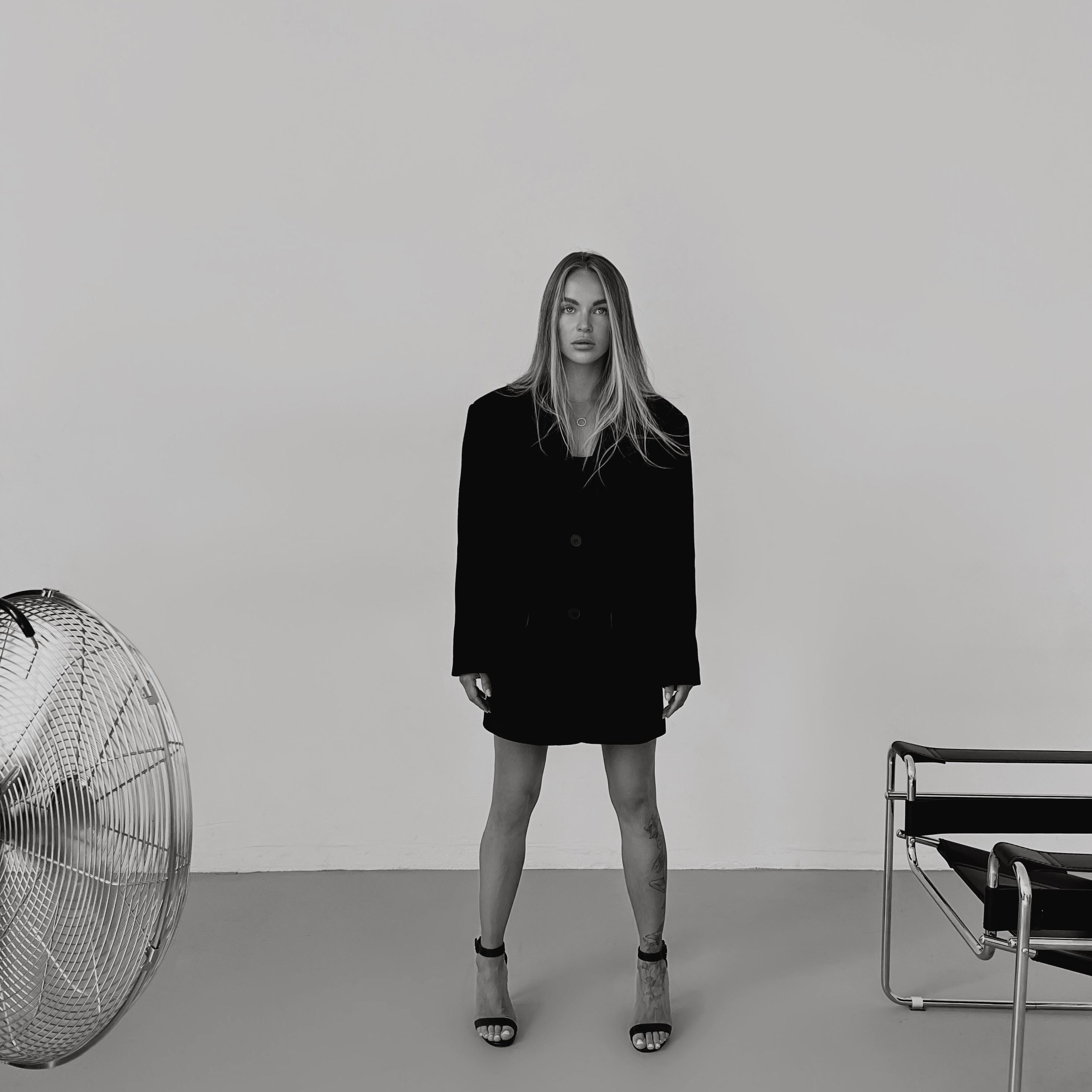 Индивидуальная фотосессия | Фотограф Ириша Гришина. Контент съемка | Мобильный фотограф Ириша Гришина