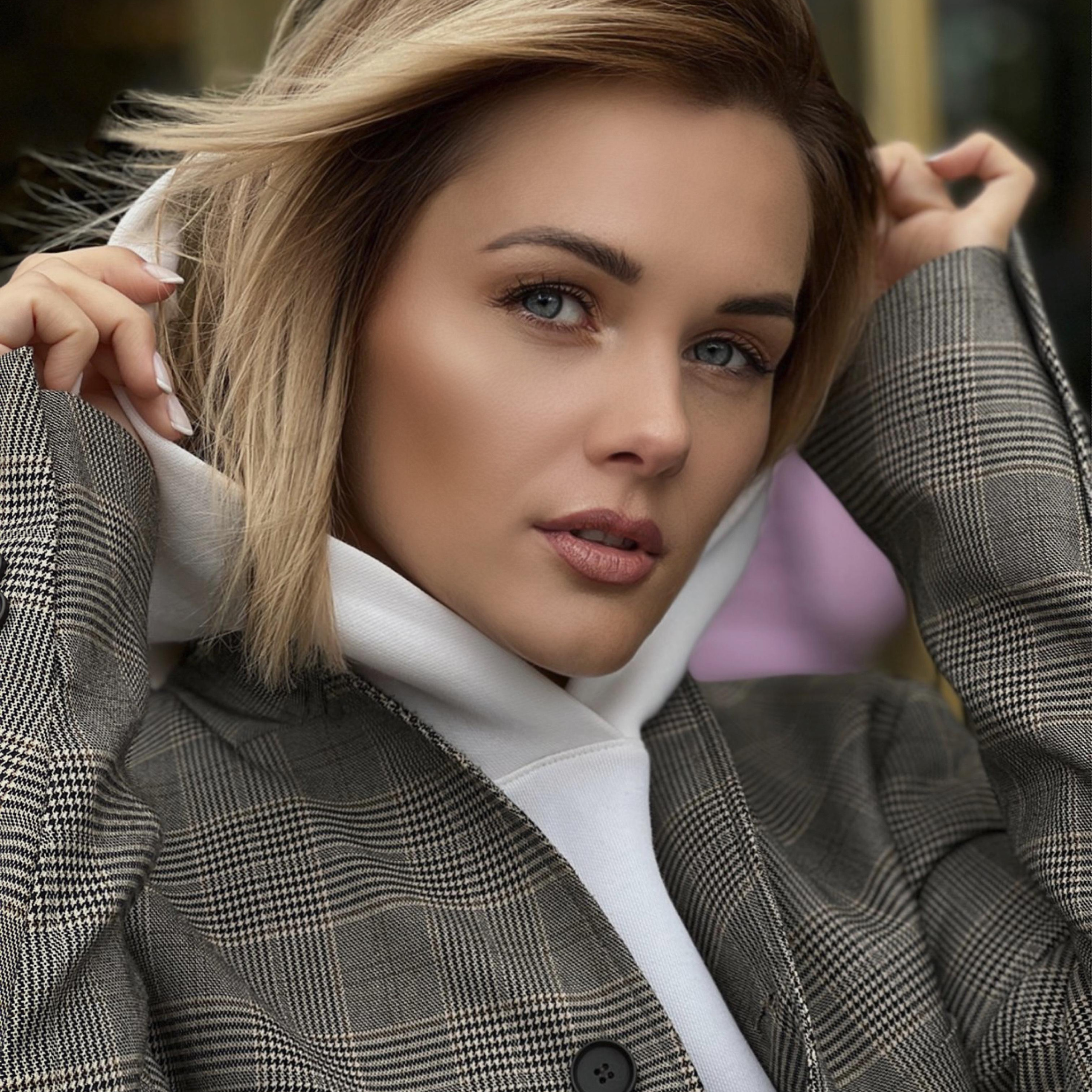 Индивидуальная фотосессия | Фотограф Ириша Гришина. Контент съемка | Мобильный фотограф Ириша Гришина