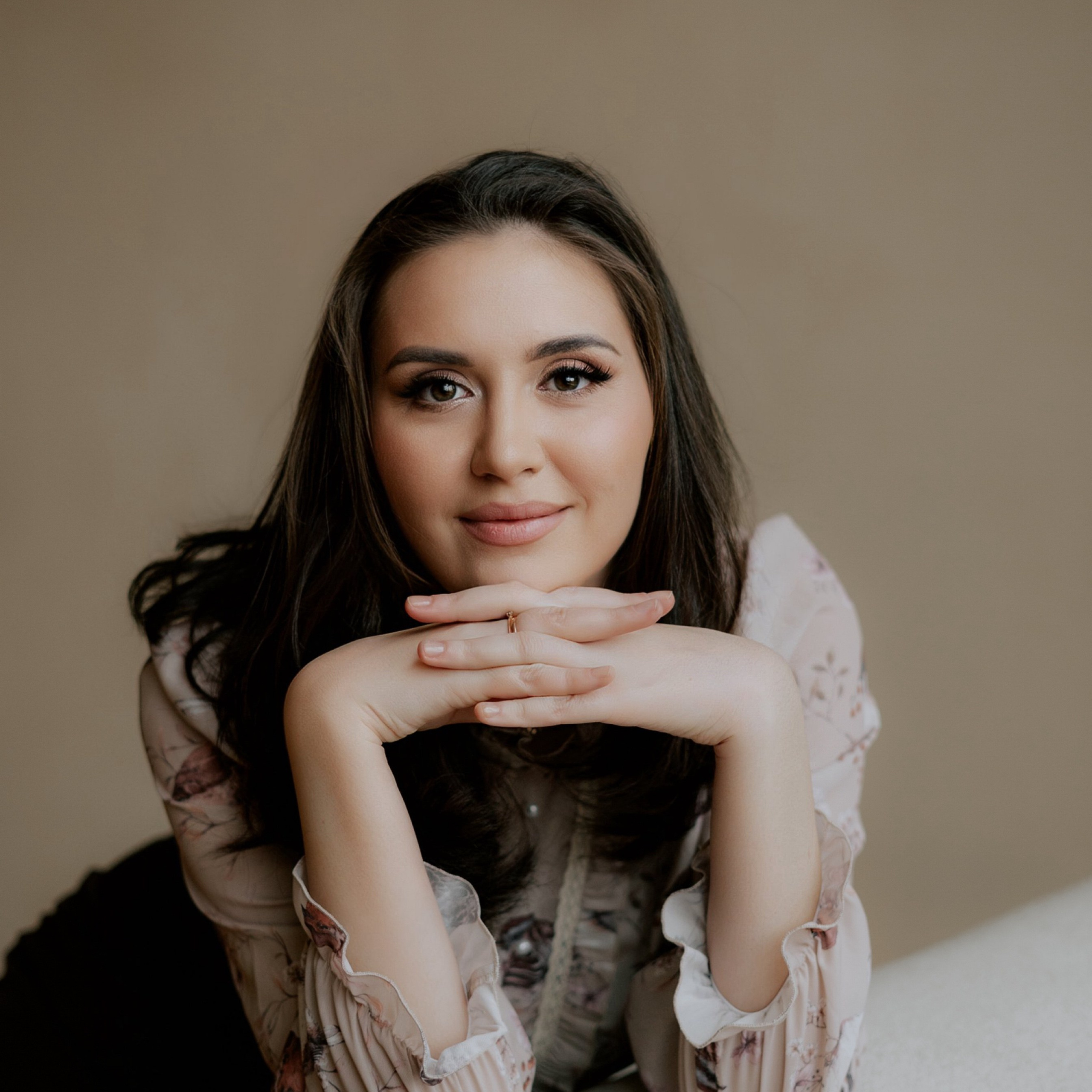 Индивидуальная фотосессия | Фотограф Ириша Гришина. Контент съемка | Мобильный фотограф Ириша Гришина